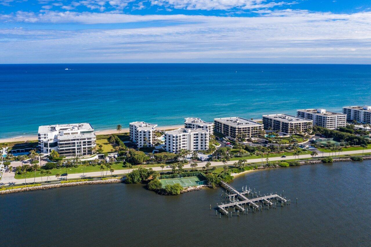 Photo 25 of home located at 3120 S Ocean Boulevard 1102, Palm Beach FL