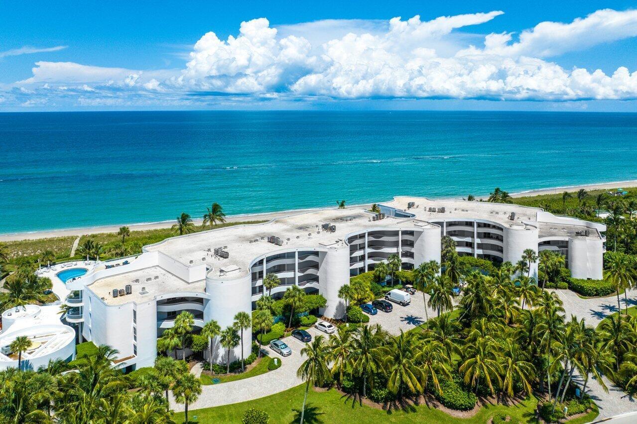 2001 Sailfish Point Boulevard Unit 214, Stuart, Florida 34996