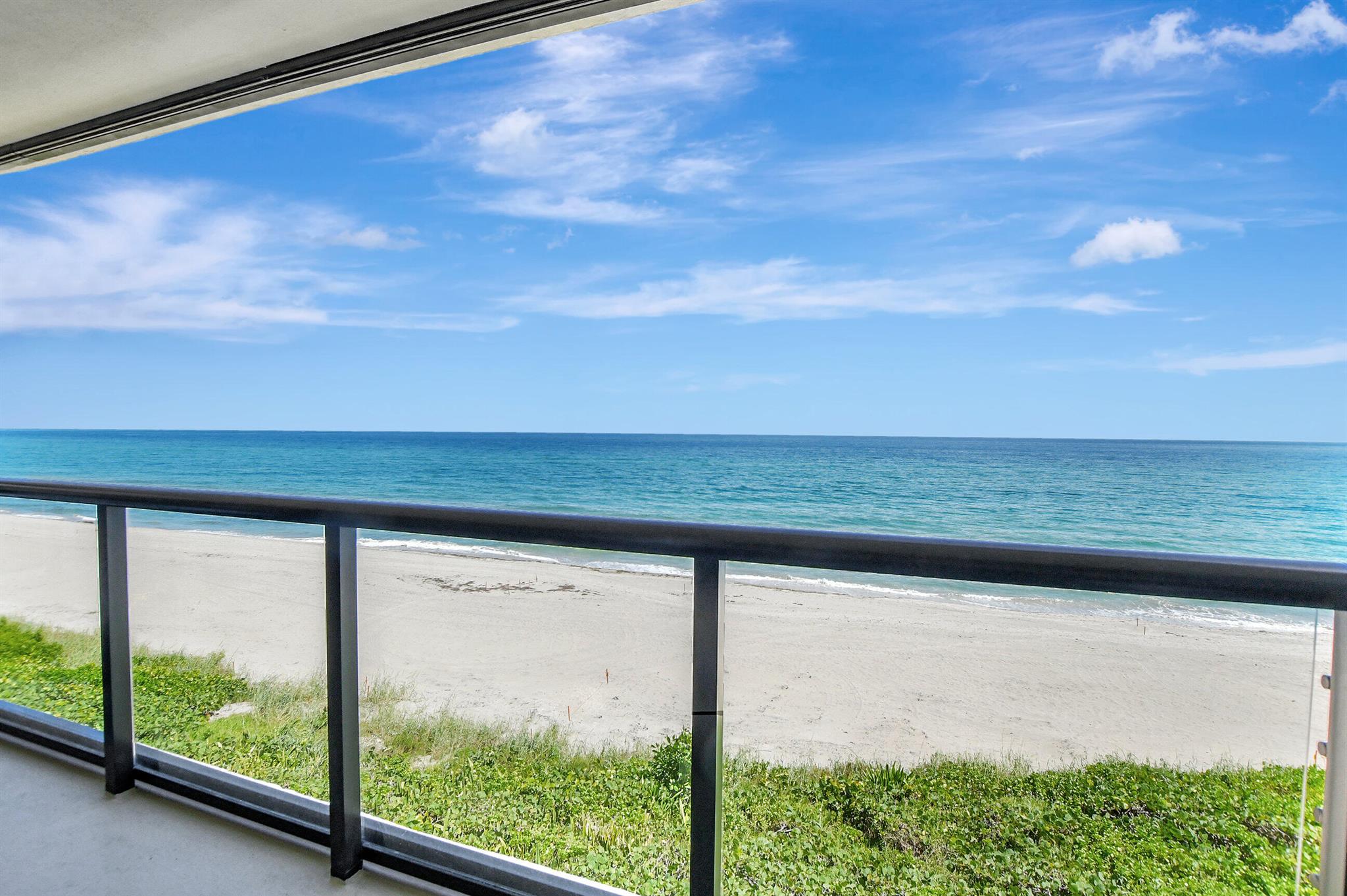 2025 LUXURY UNOBSTRUCTED BEACHFRONT SEASONAL FURNISHED CONDO. Freshly renovated 2 BR, 2 Full BA, 1 half BA, with study/guest room, in-unit washer/dryer. Amenities include state-of-the-art fitness room, beach chairs & umbrellas, pool, hot tub, pickleball/tennis courts, 24-hour on-site security, deeded parking and ample guest parking. ON THE BEACH - 1.2 MILE TO MIZNER PLAZA & ROYAL PALM PLAZA