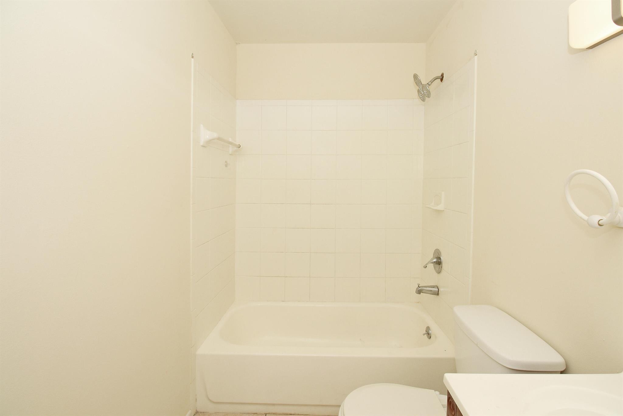 Photo 14 of home located at 1139 Lake Terry Drive G, West Palm Beach FL