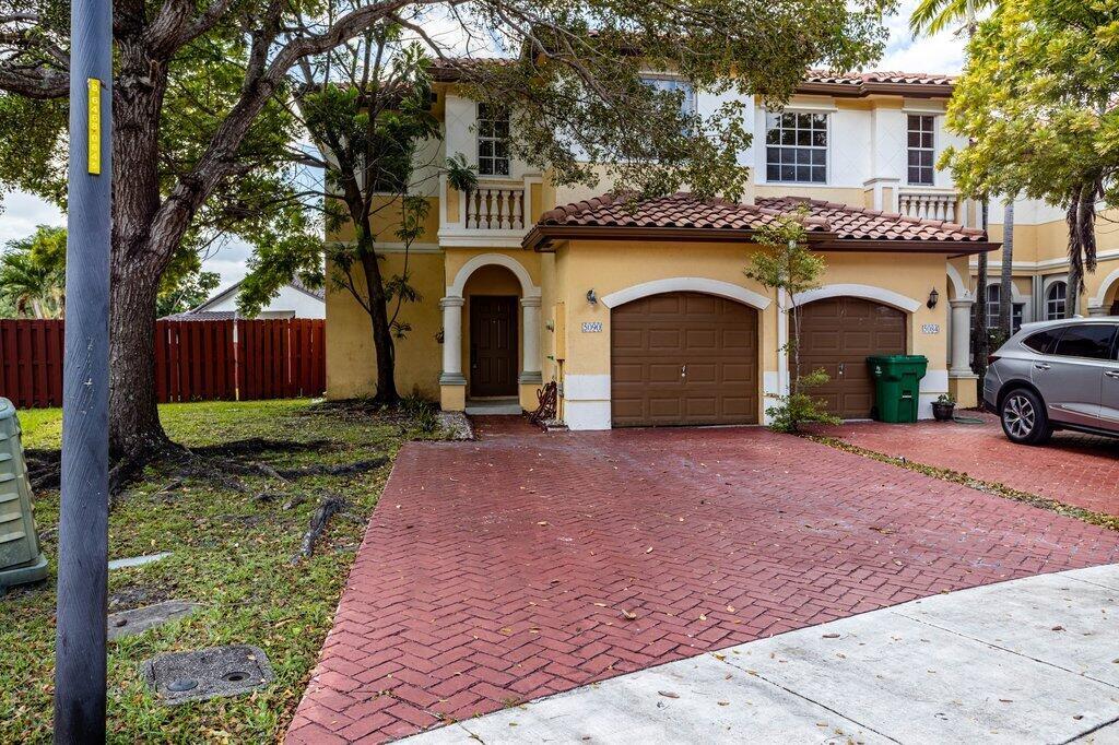 【SW】 3-Bedroom Homes for Sale | Damaris Gamez | LPT Realty, LLC