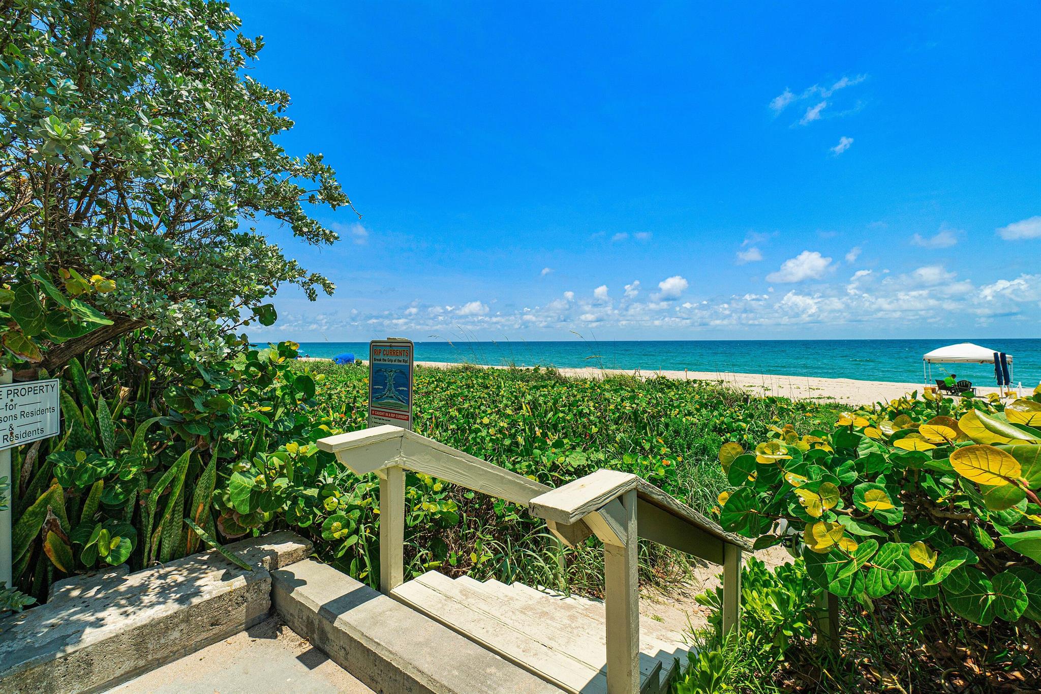 Photo 38 of home located at 2784 S Ocean Boulevard 402n, Palm Beach FL