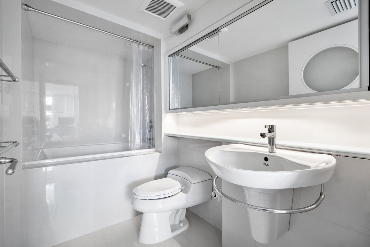Photo 59 of home located at 2784 S Ocean Boulevard 402n, Palm Beach FL
