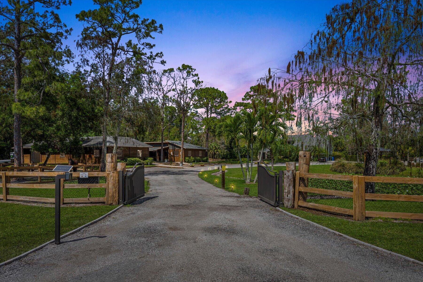 11459 Hawk Hollow, Lake Worth, Florida 33449