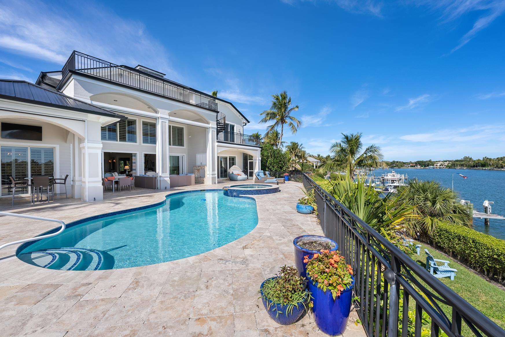 Showcase Image of listing 17513 SE Conch Bar Avenue