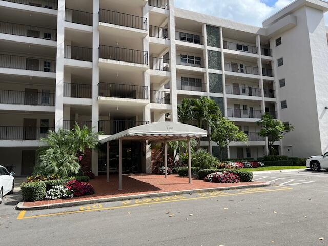 2850 N Palm Aire Drive Unit# 107, Pompano Beach, FL 33069, 4 Bedrooms , 2 Bathrooms ,Condominium,Pending,R10969788, Horizon Palm Realty Group