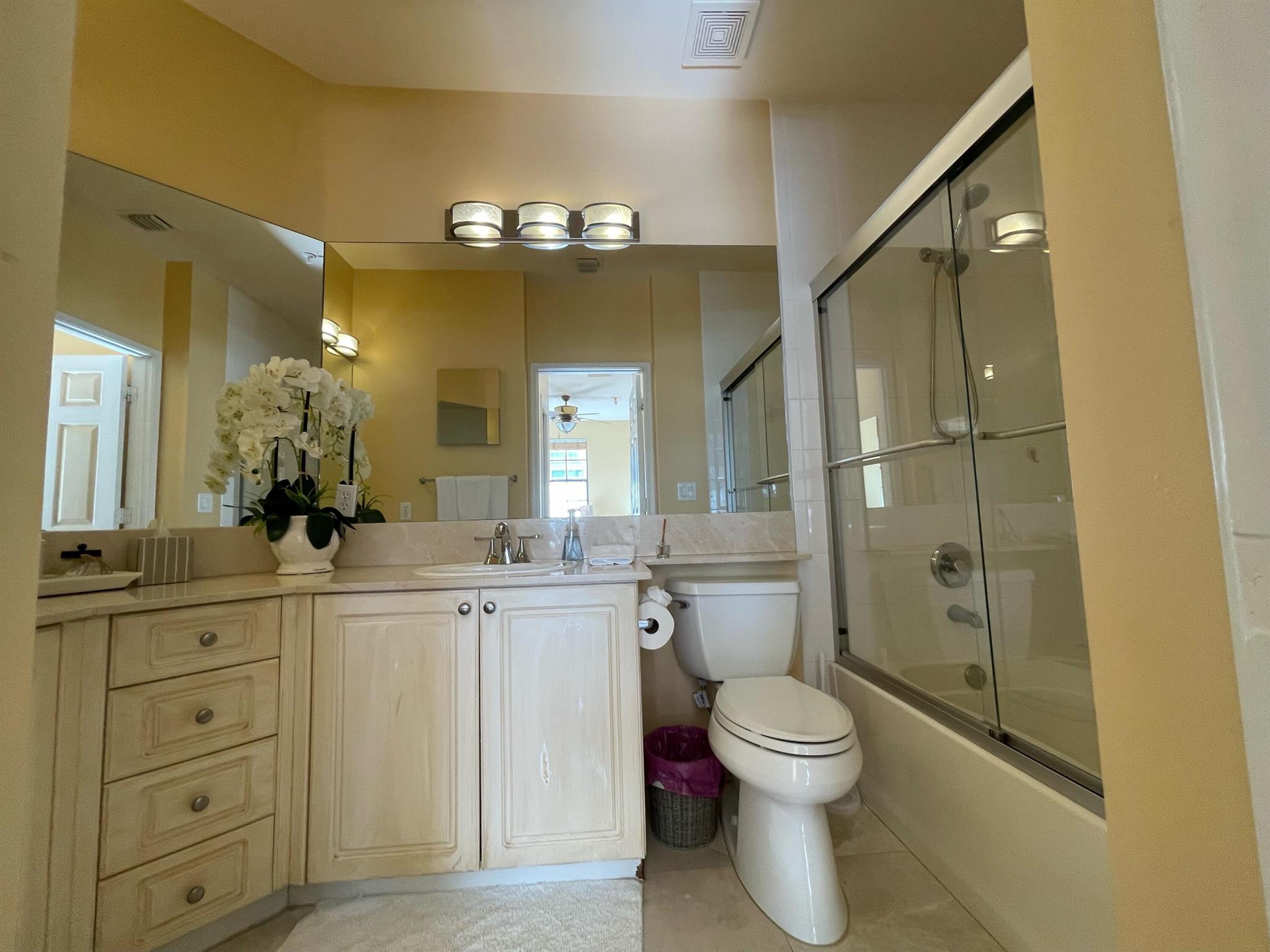 Photo 14 of home located at 663 Hibiscus Street, West Palm Beach FL