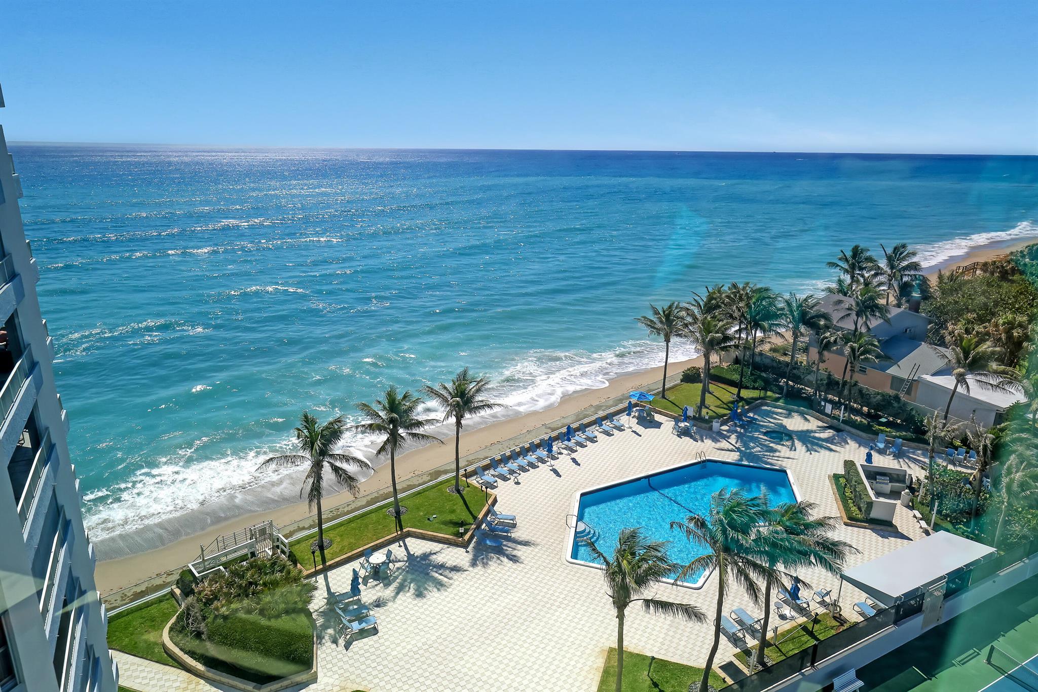 Enjoy the stunning views overlooking the crystal blue Atlantic. This unit offers southern exposure, great views of the ocean & intracoastal. Split floor plan, tile flooring, large balcony. Guest bedroom with walk in closets, walk in shower. Large balcony, Impact windows, shutters, 1 garage assigned parking space, Enjoy the pool, spa, pickleball, The Corniche is the premier condominium on Singer Island. Tennis, owners lounge, exercise room . 24 hr concierge, seawall.Bring Offers
