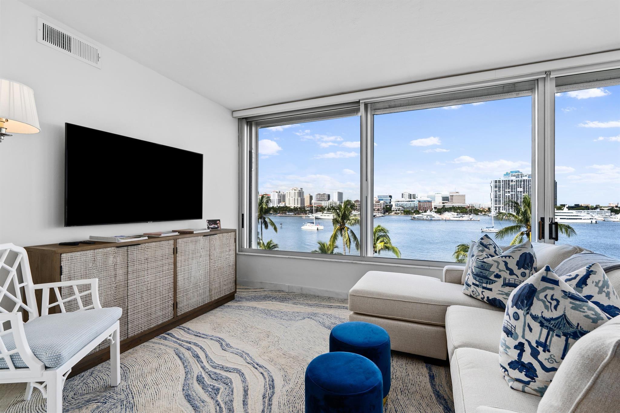 Photo 2 of home located at 44 Cocoanut Row 418b, Palm Beach FL