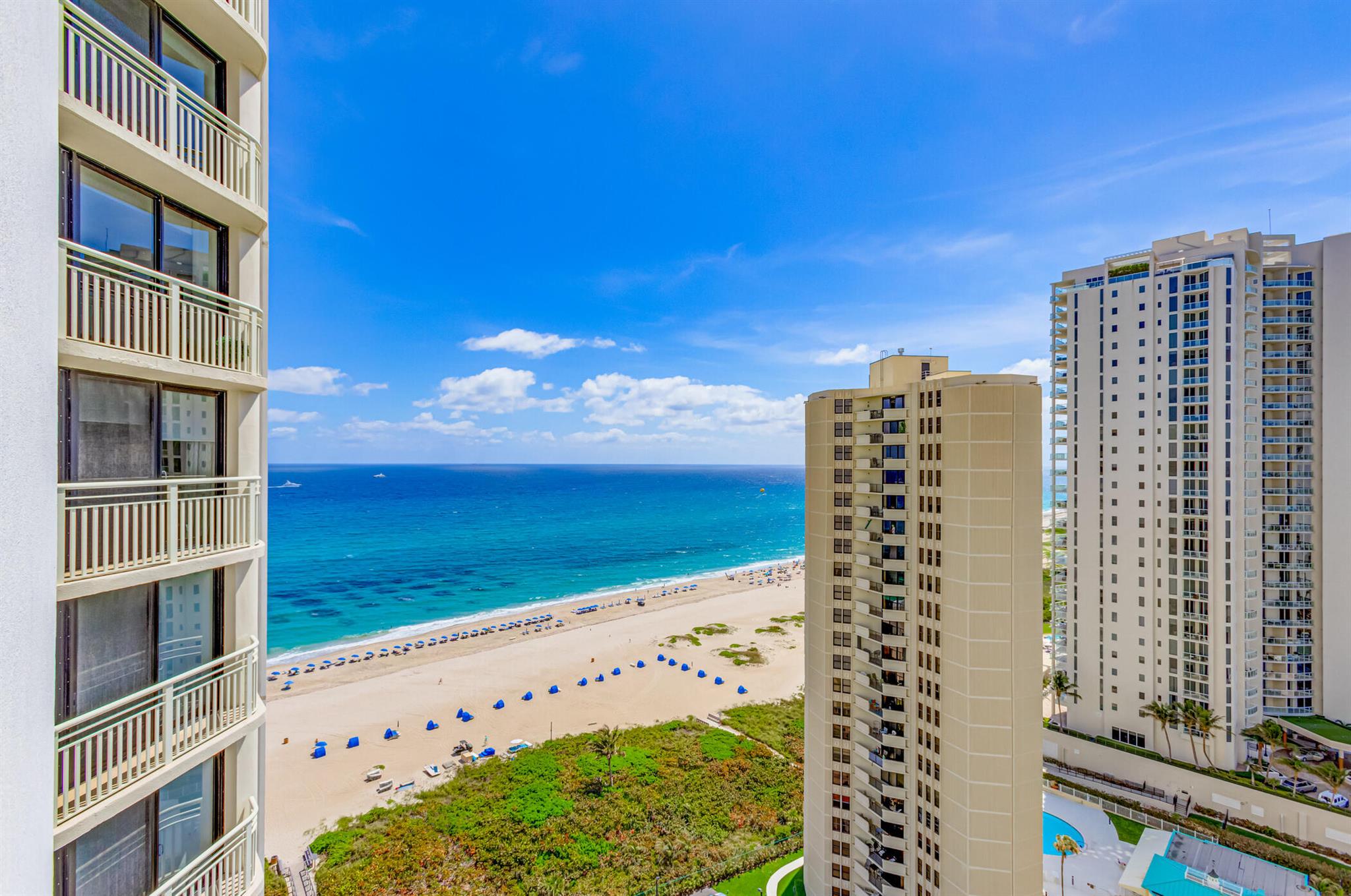Welcome to your Singer Island oasis! 1 Bd 1.5 Ba offering the perfect blend of elegance and relaxation. Stunning ocean and intracoastal views, enhanced by a light, bright southern exposure. Tiled throughout, the space provides a clean, seamless look. Freshly painted, 3 new fans & garbage disposal. For those who value beauty, comfort, and serenity. Tiara is an amenity-rich resort-like lifestyle, complete with valet, 24/7 concierge & secure entry. Residents have access to a heated pool, jacuzzi, tennis & pickleball courts, fitness centers with steam rooms & saunas, a billiard room, library & card room. On-site dining at the 43rd-floor Marquis Lounge offering a 360-degree vista or at the poolside Gazebo. Premier shopping, dining & entertainment are just 15 mins away. 25 mins to PBI airport.