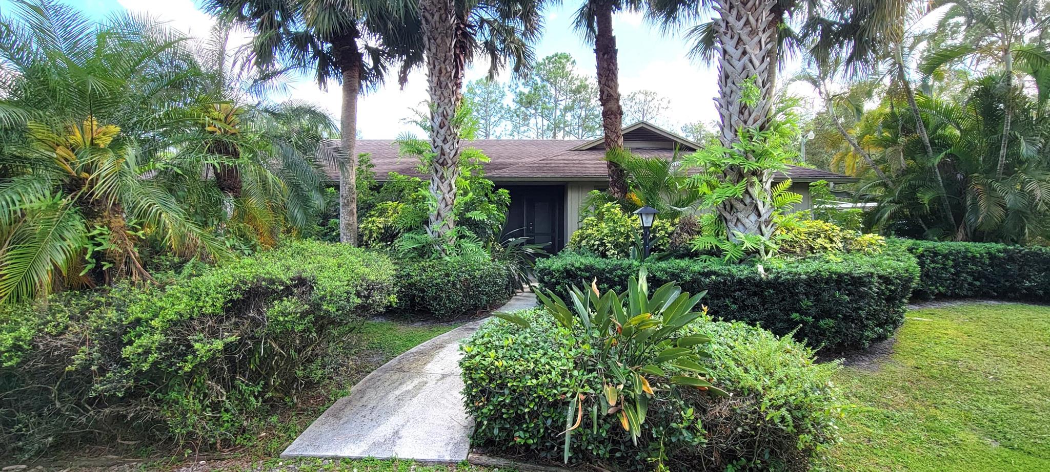 13598 158th Street N Jupiter FL 33478 | R10984573