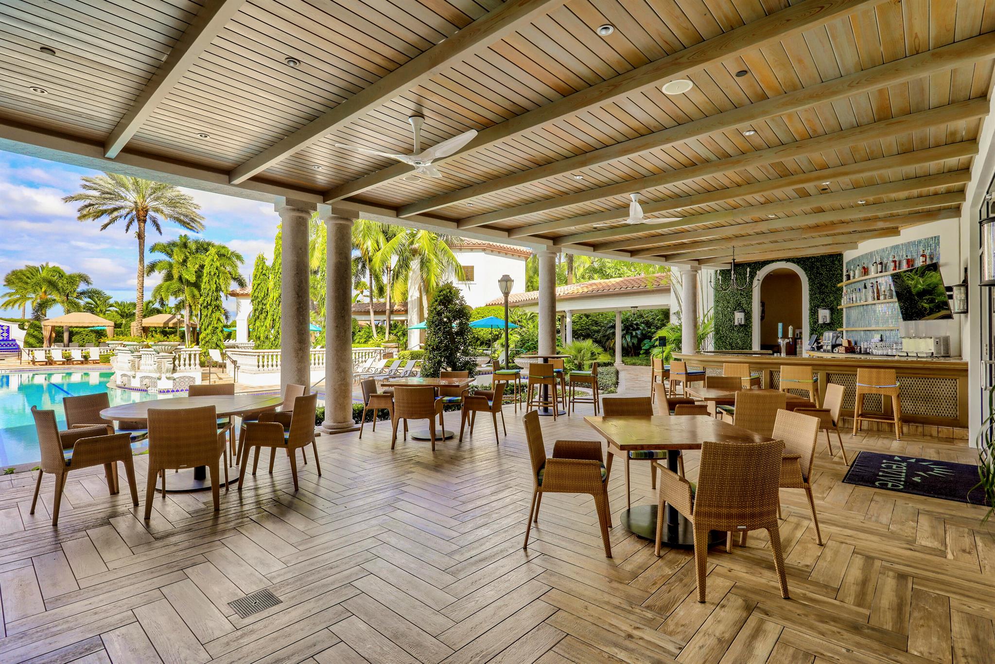 Photo 107 of home located at 161 Esperanza Way, Palm Beach Gardens FL