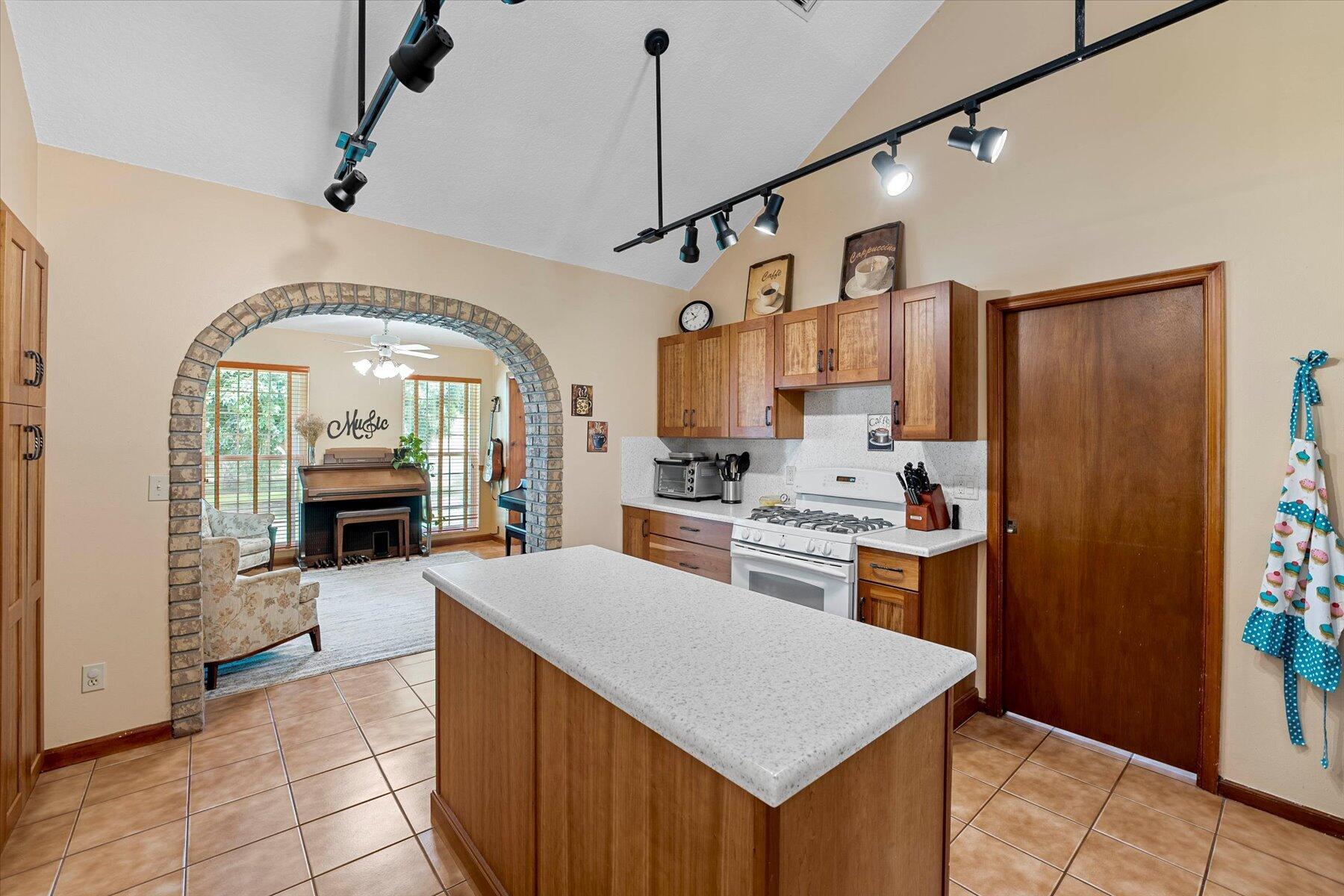 14161 69th Drive N