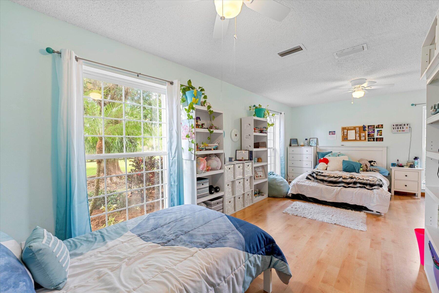 14161 69th Drive N