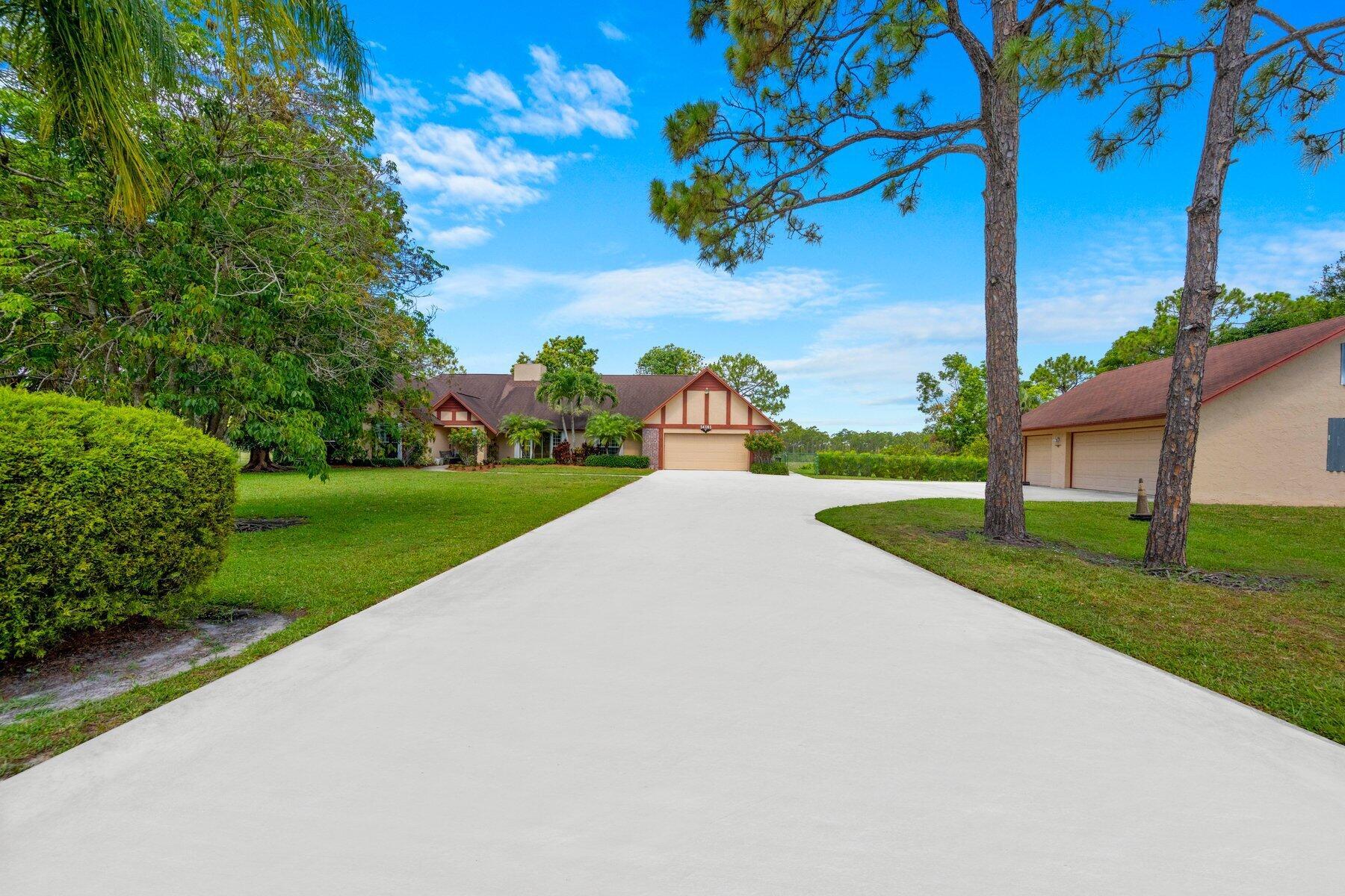 14161 69th Drive N