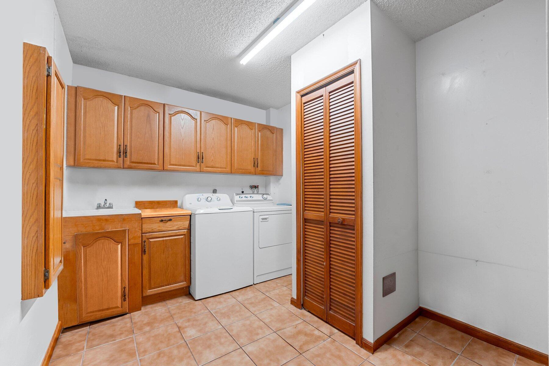 14161 69th Drive N