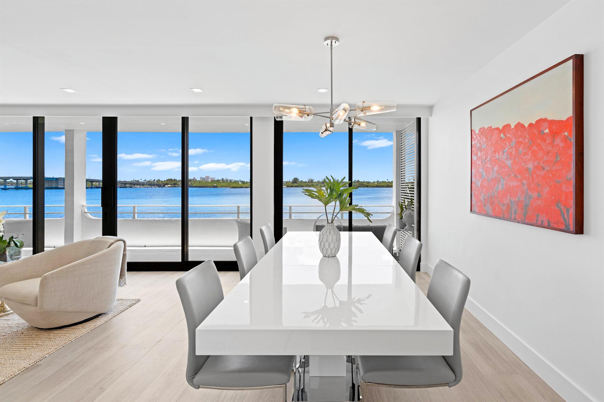 Photo 9 of home located at 2784 S Ocean Boulevard 101s, Palm Beach FL