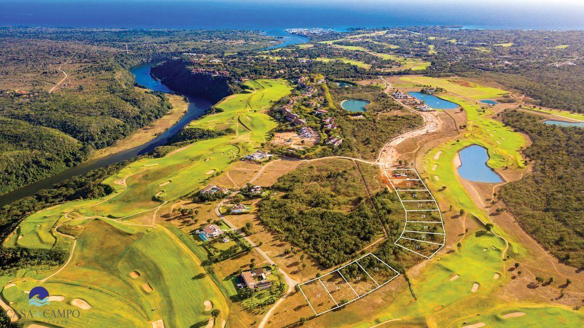 Property featured in Land in Casa de Campo #1