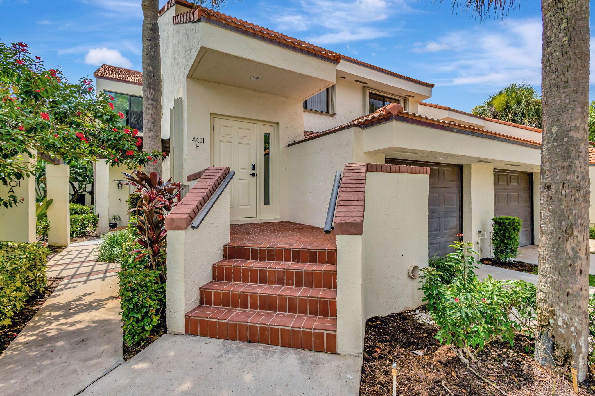 Image to showcase the property located at 401 Sea Oats Drive E