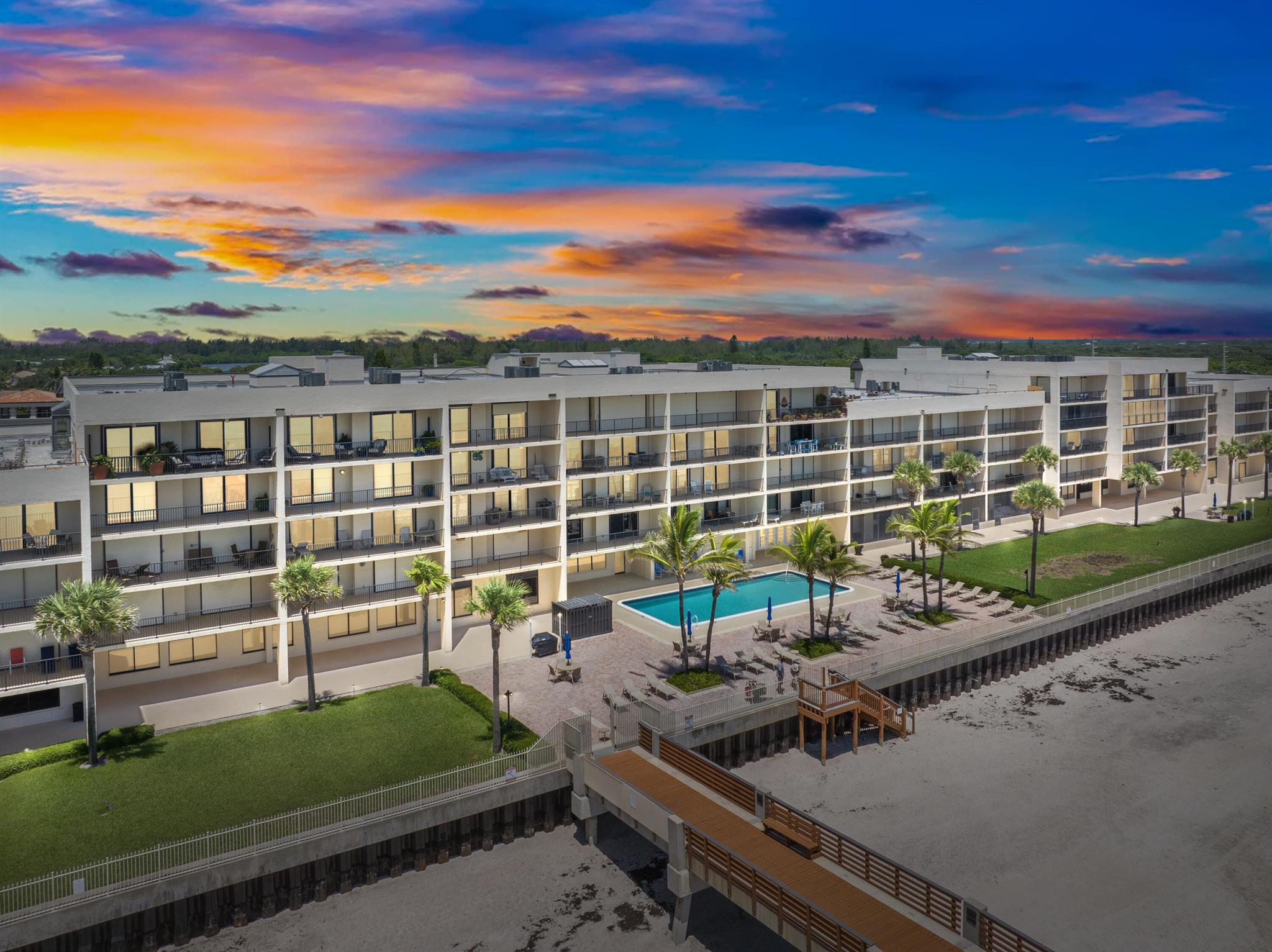 4800 Highway A1a Unit 409, Vero Beach, Florida 32963