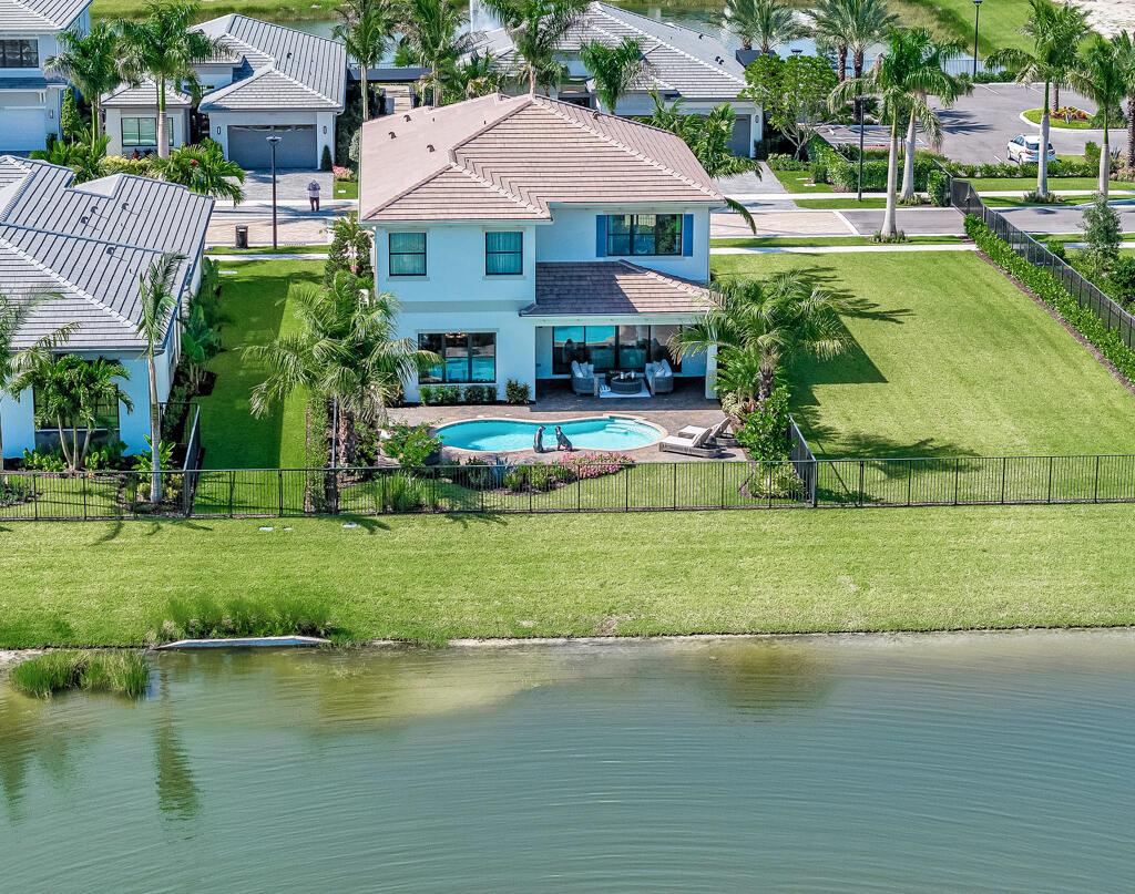 Image to showcase the property located at 13127 Feathering Way