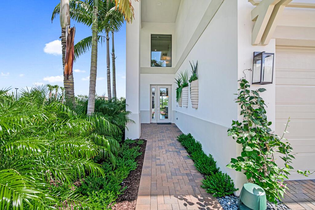 Image to showcase the property located at 13127 Feathering Way