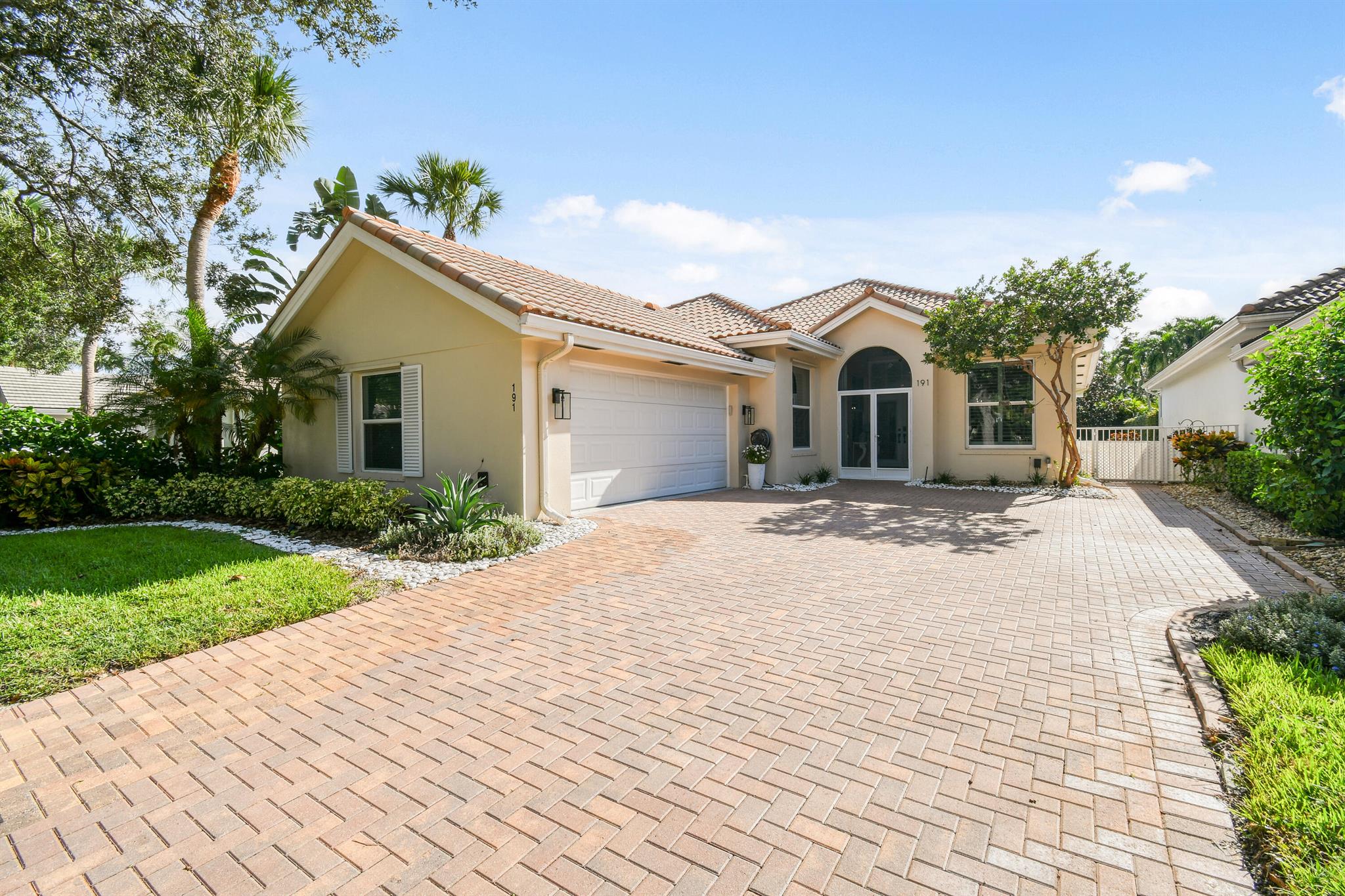 191 Hampton Circle, Jupiter, Florida 33458