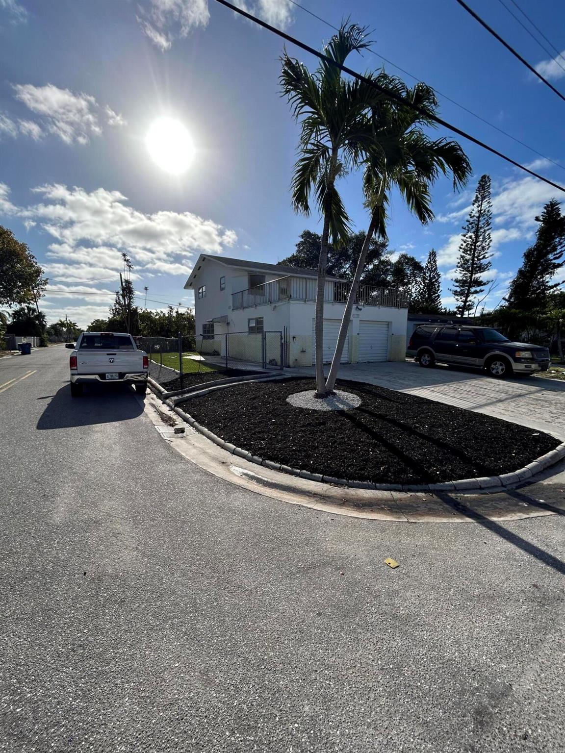 981 37th Street, Riviera Beach, Florida 33404