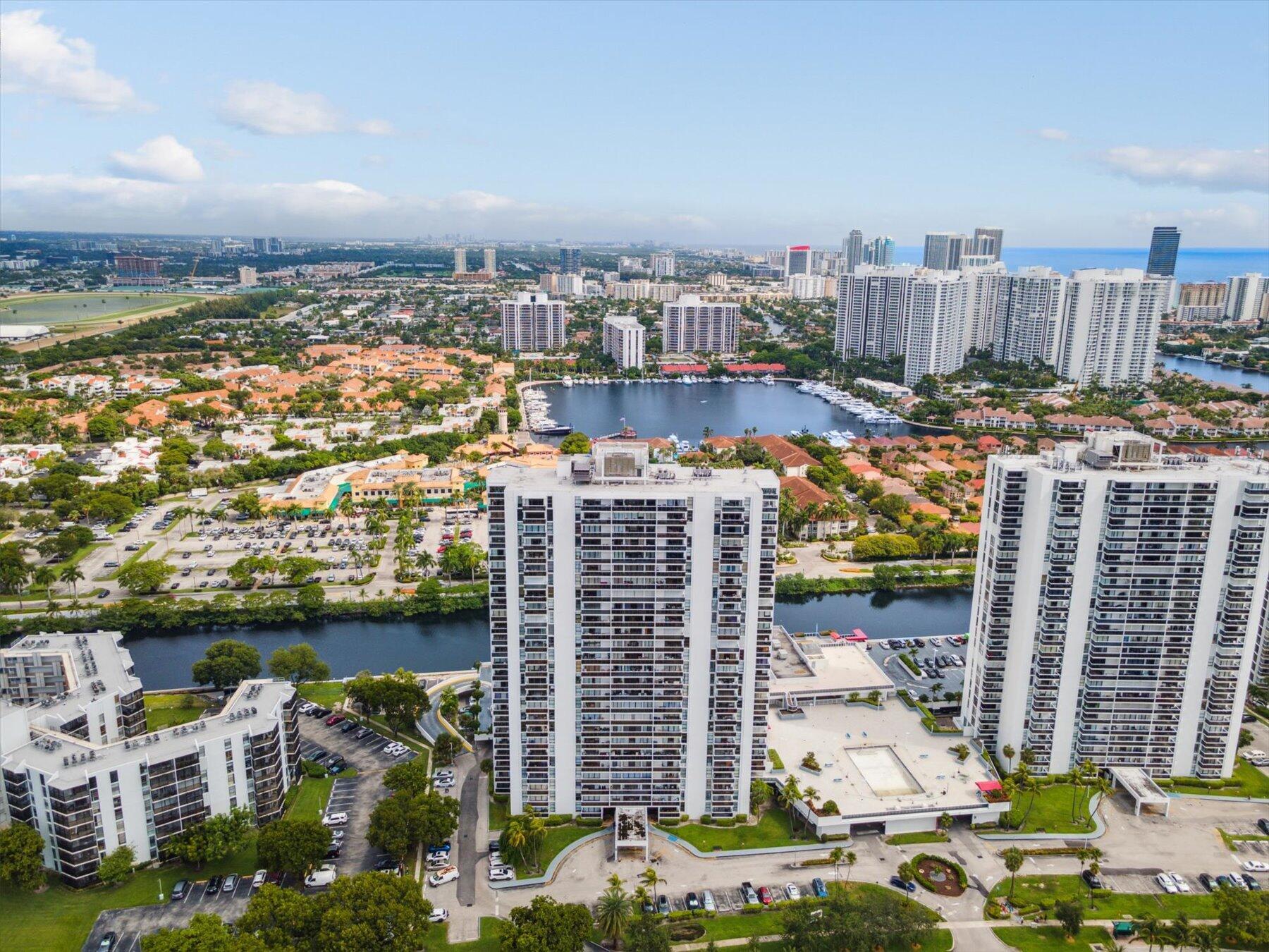 3625 Country Club Drive Unit Ph 8, Aventura, Florida 33180
