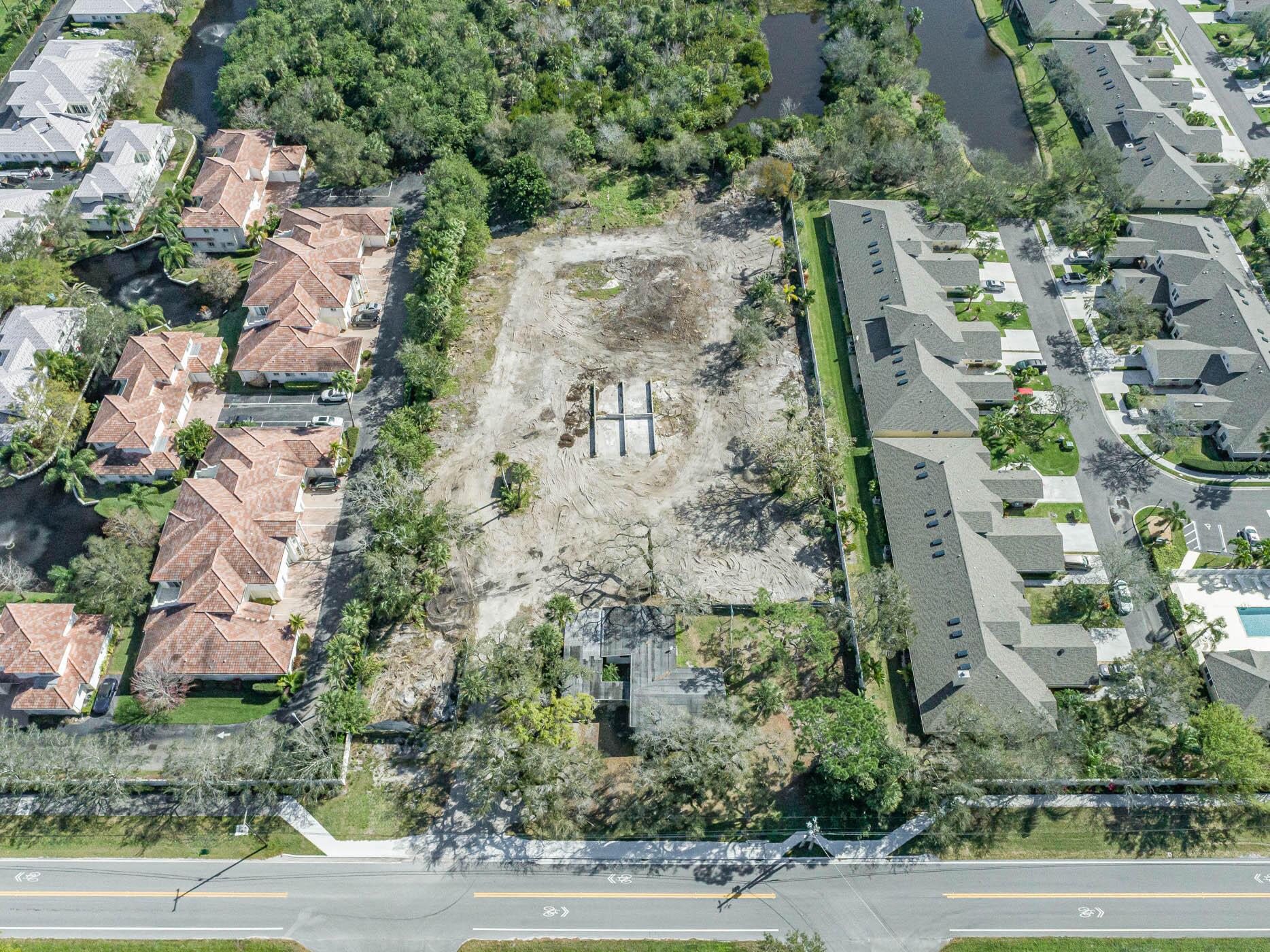690 6th Avenue Unit , Vero Beach, Florida 32962