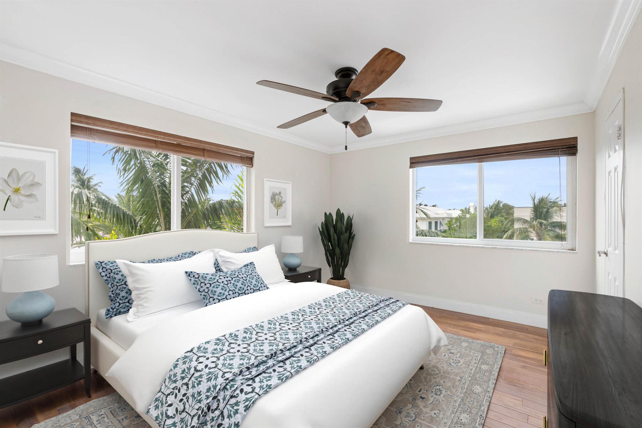 Photo 6 of home located at 227 Brazilian Avenue 3f, Palm Beach FL