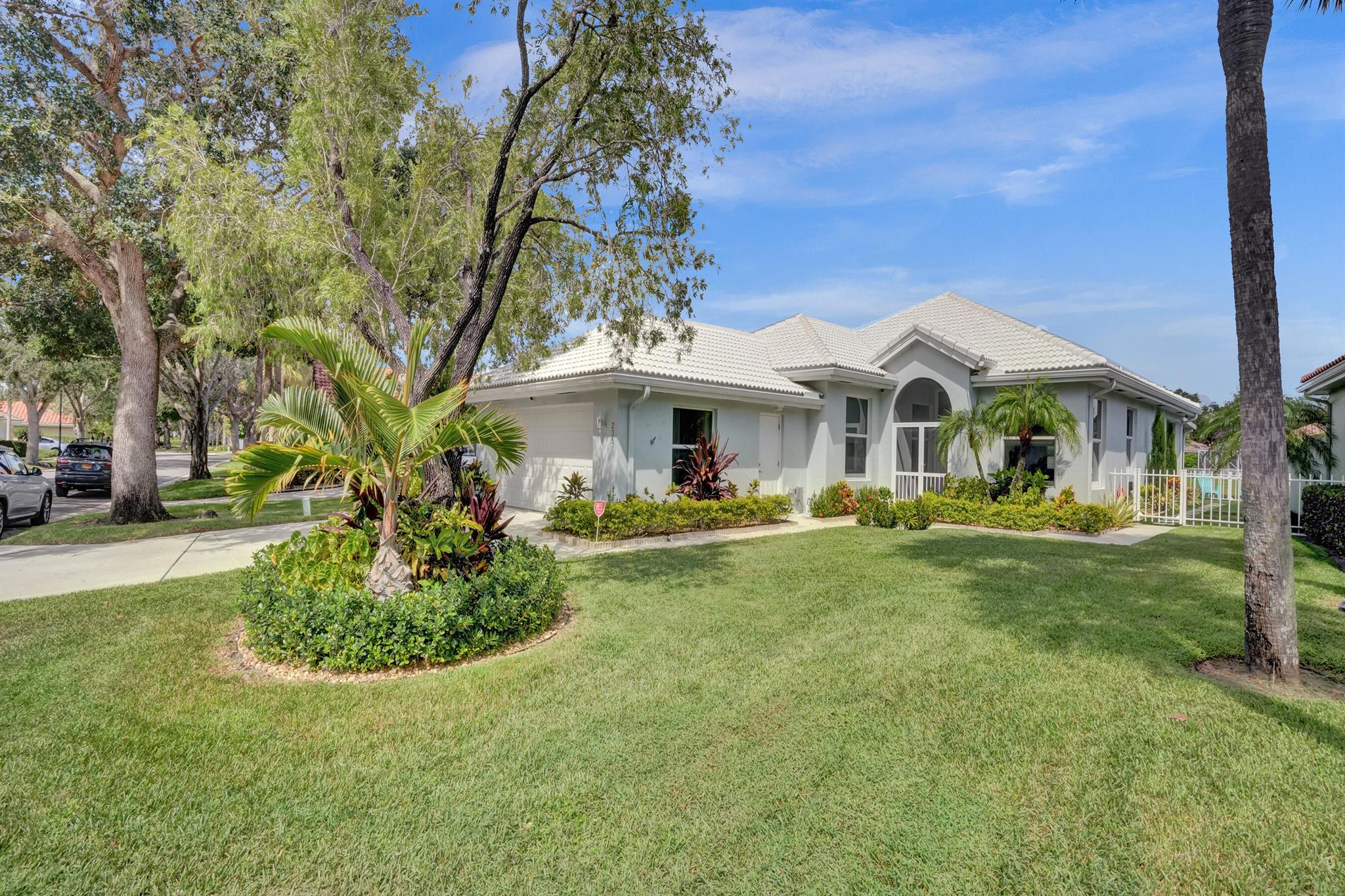 235 Hampton Place, Jupiter, Florida 33458