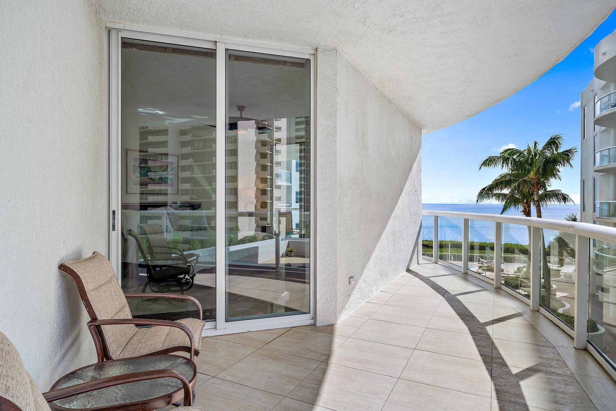 Photo 11 of home located at 4600 N Ocean Drive 403, Singer Island FL