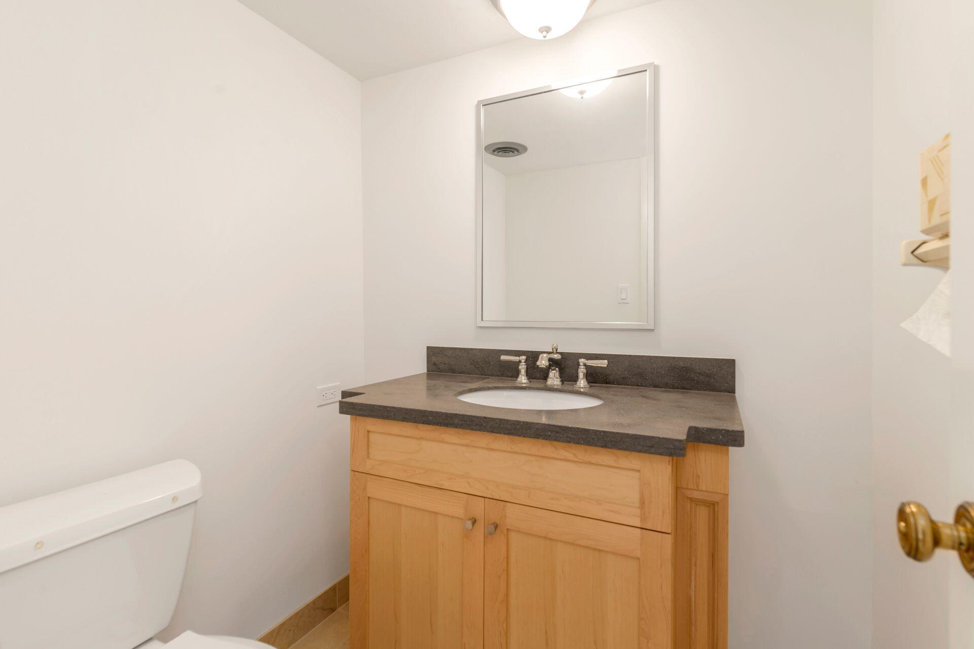 Photo 10 of home located at 227 Brazilian Avenue 3a, Palm Beach FL
