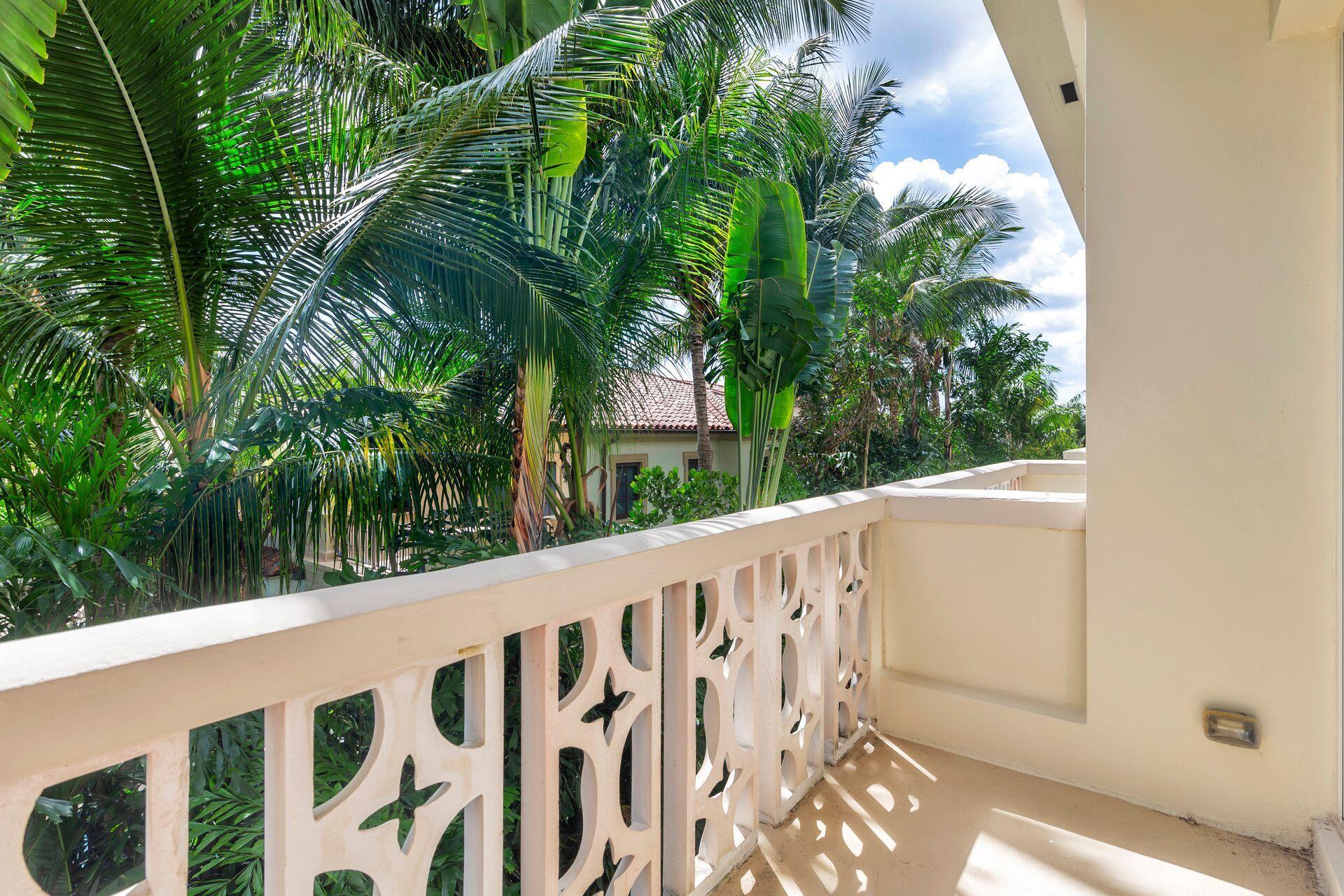 Photo 12 of home located at 227 Brazilian Avenue 3a, Palm Beach FL