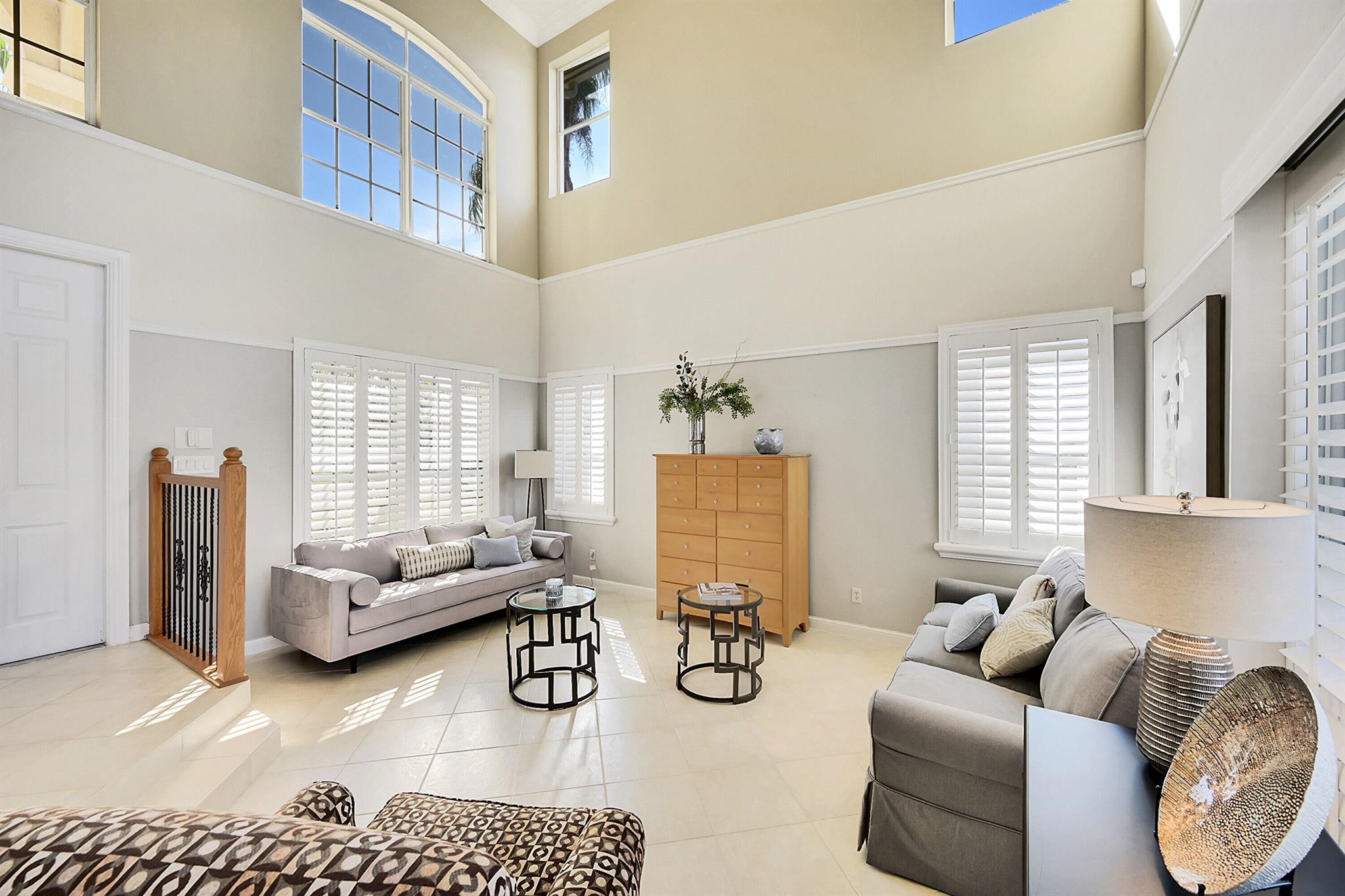 Photo 8 of home located at 6077 Bither Way, Lake Worth FL