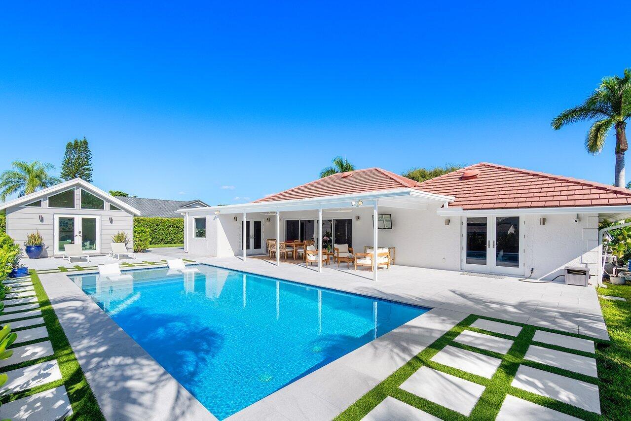 822 33rd Place, Boynton Beach, Florida 33435