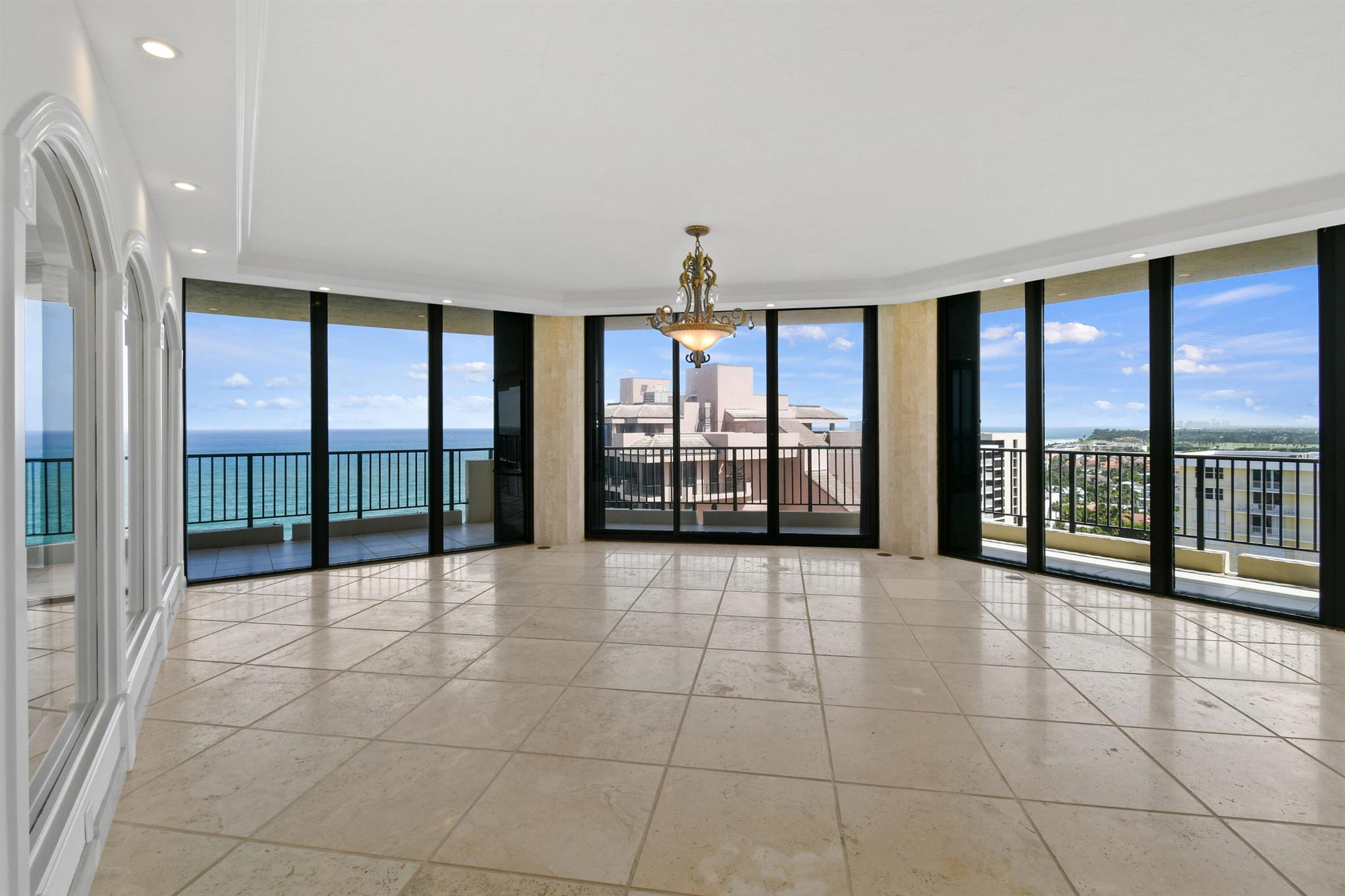Image to showcase the property located at 570 Ocean Drive 1302