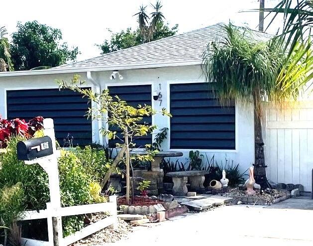 167 24th Street, Riviera Beach, Florida 33404