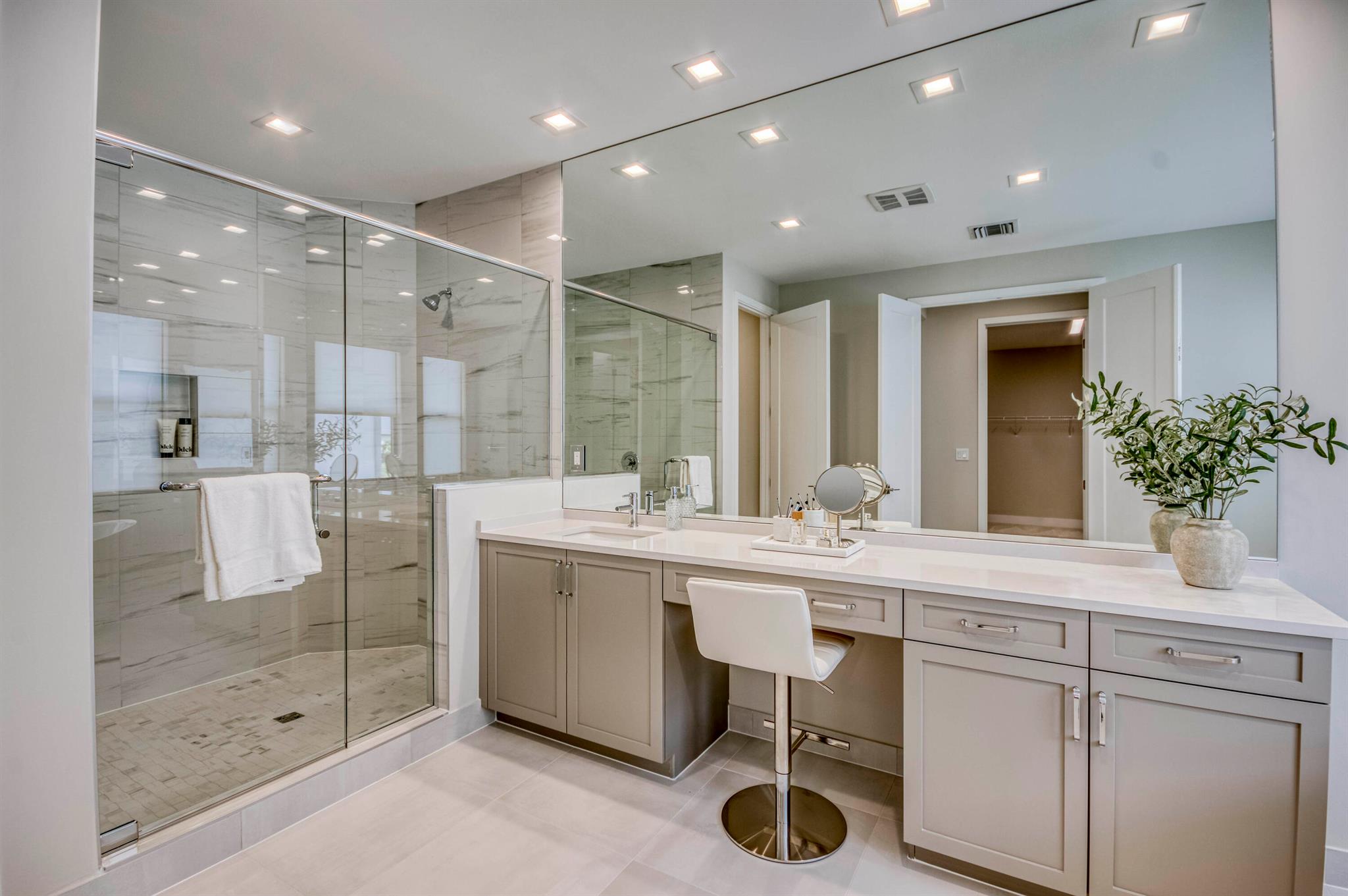 Photo 19 of home located at 13175 Feathering Way, Palm Beach Gardens FL