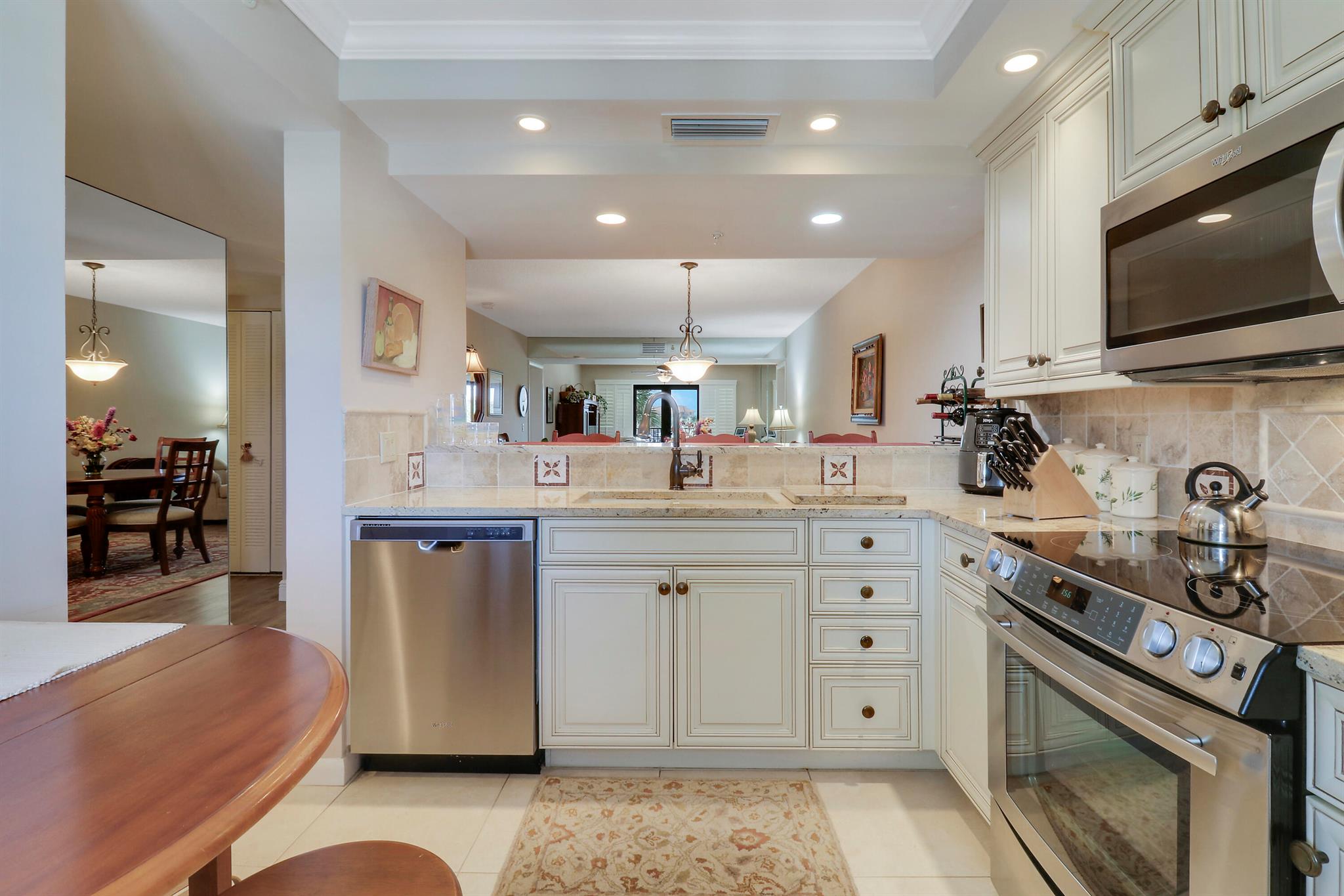601 Seafarer Circle Unit 301, Jupiter, Florida 33477
