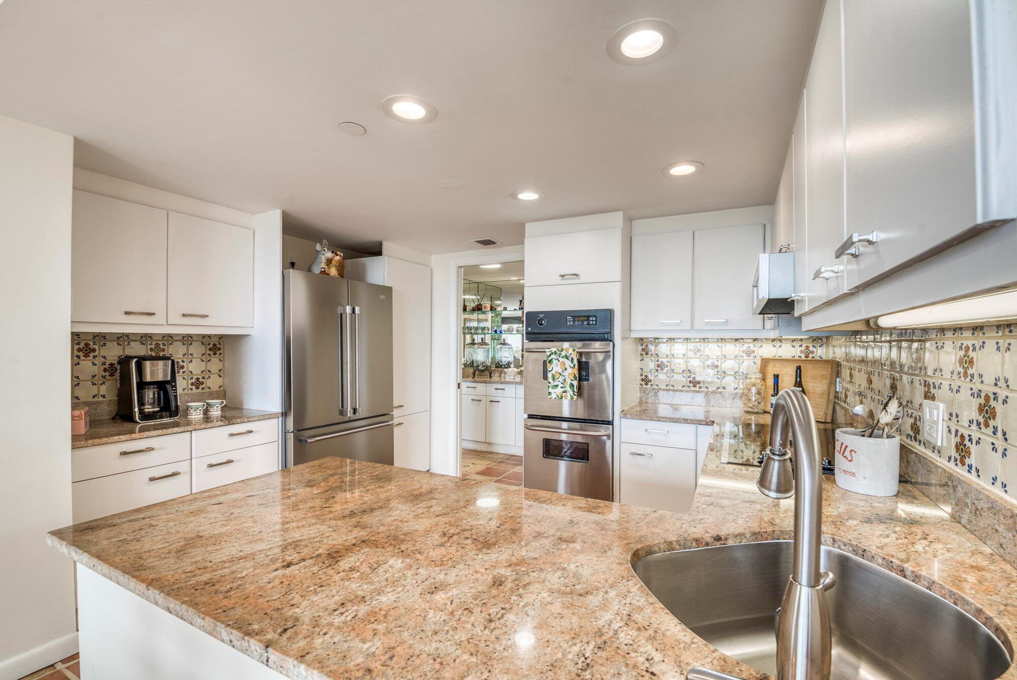 Photo 16 of home located at 529 S Flagler Drive 6g, West Palm Beach FL