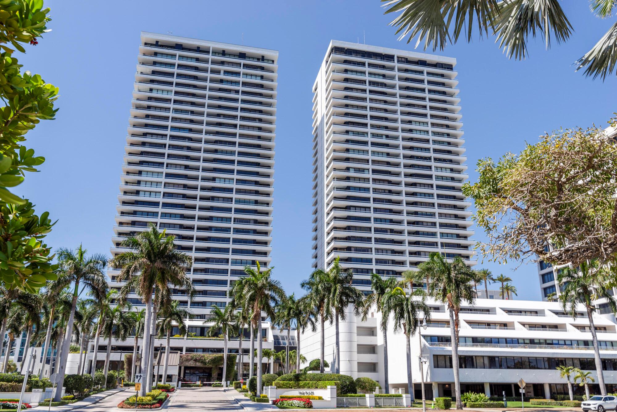 Photo 1 of home located at 529 S Flagler Drive 6g, West Palm Beach FL