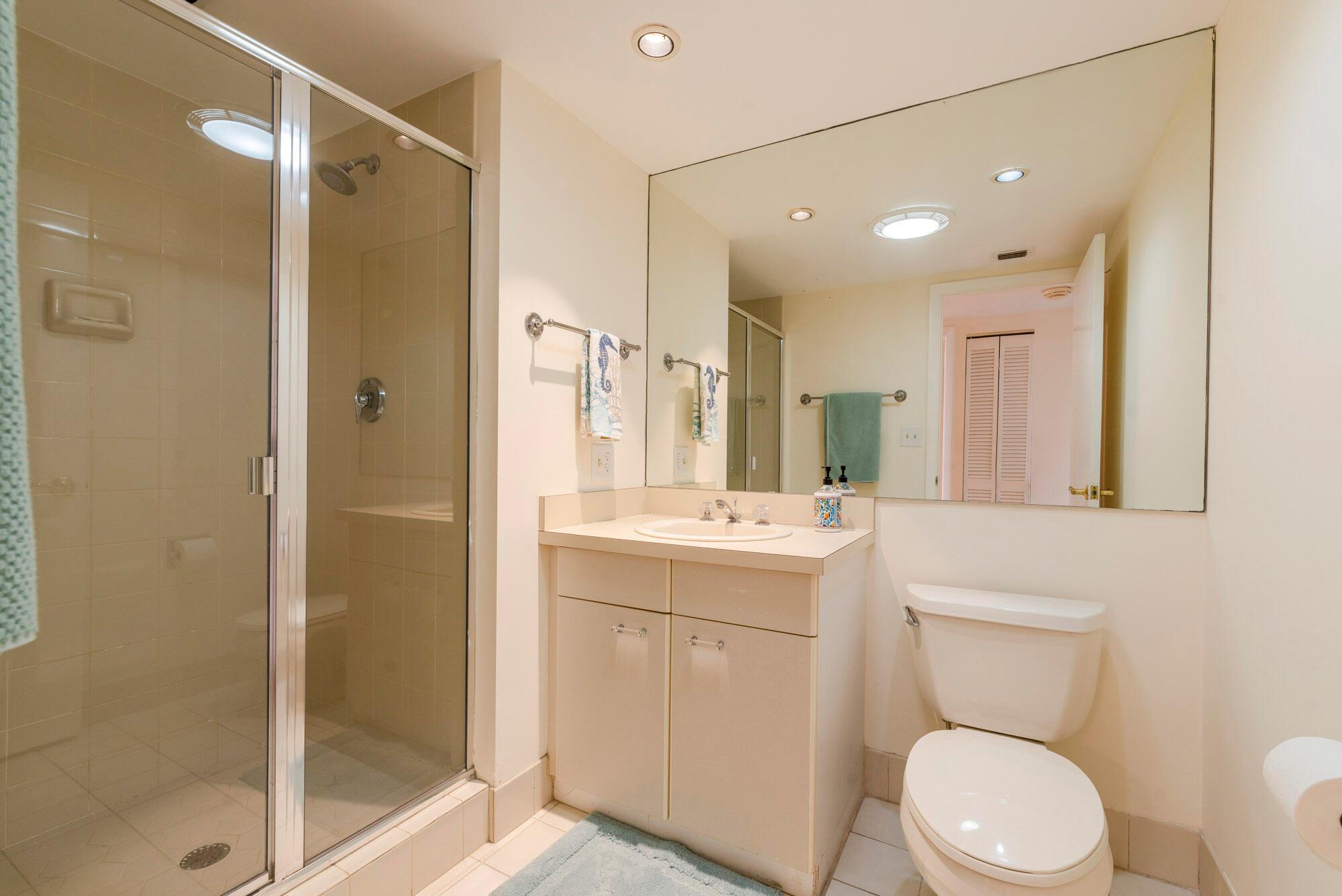 Photo 22 of home located at 529 S Flagler Drive 6g, West Palm Beach FL