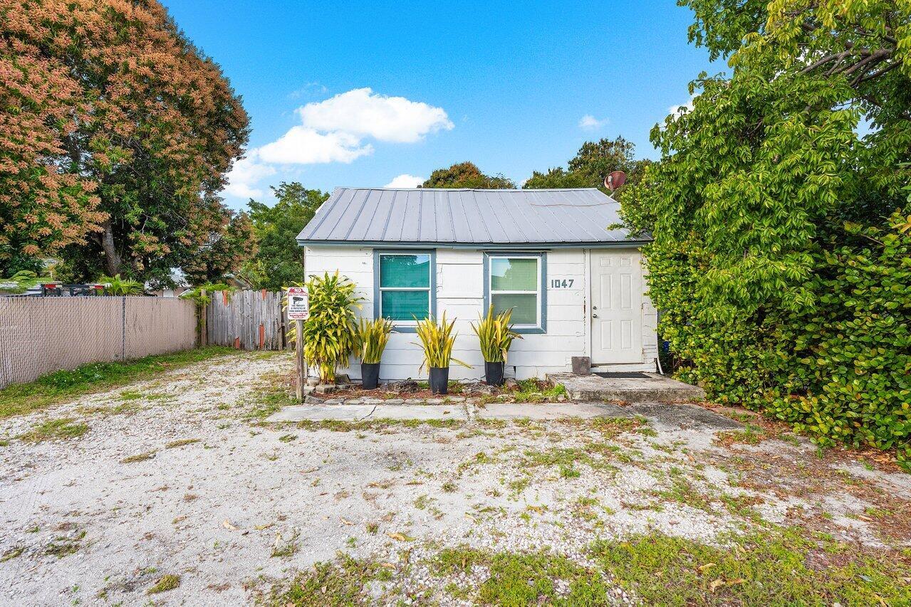 1047 Miner Road Unit , Lake Worth, Florida 33462