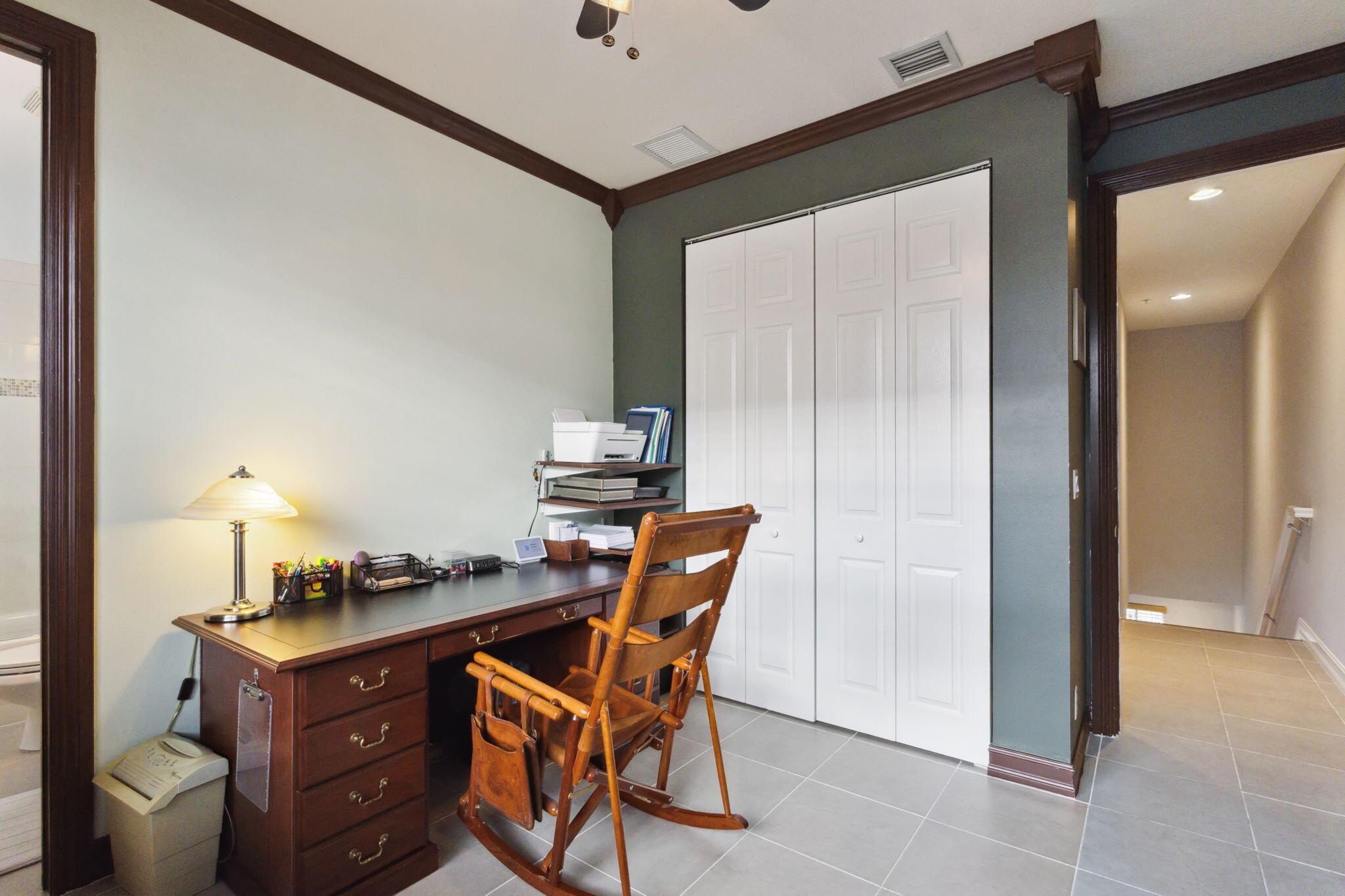 112 W Coda Circle
