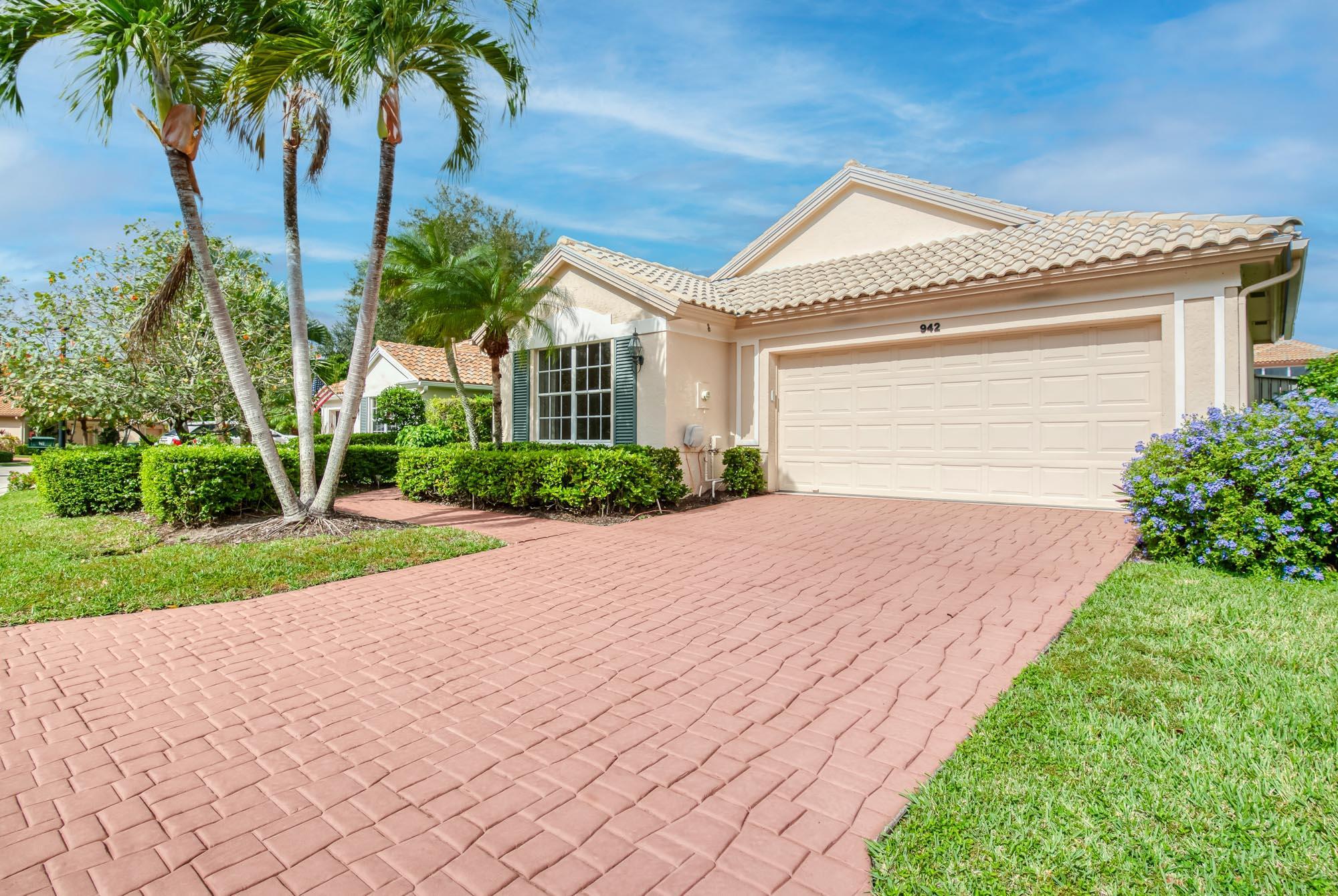 Showcase Image of listing 942 Augusta Pointe Drive