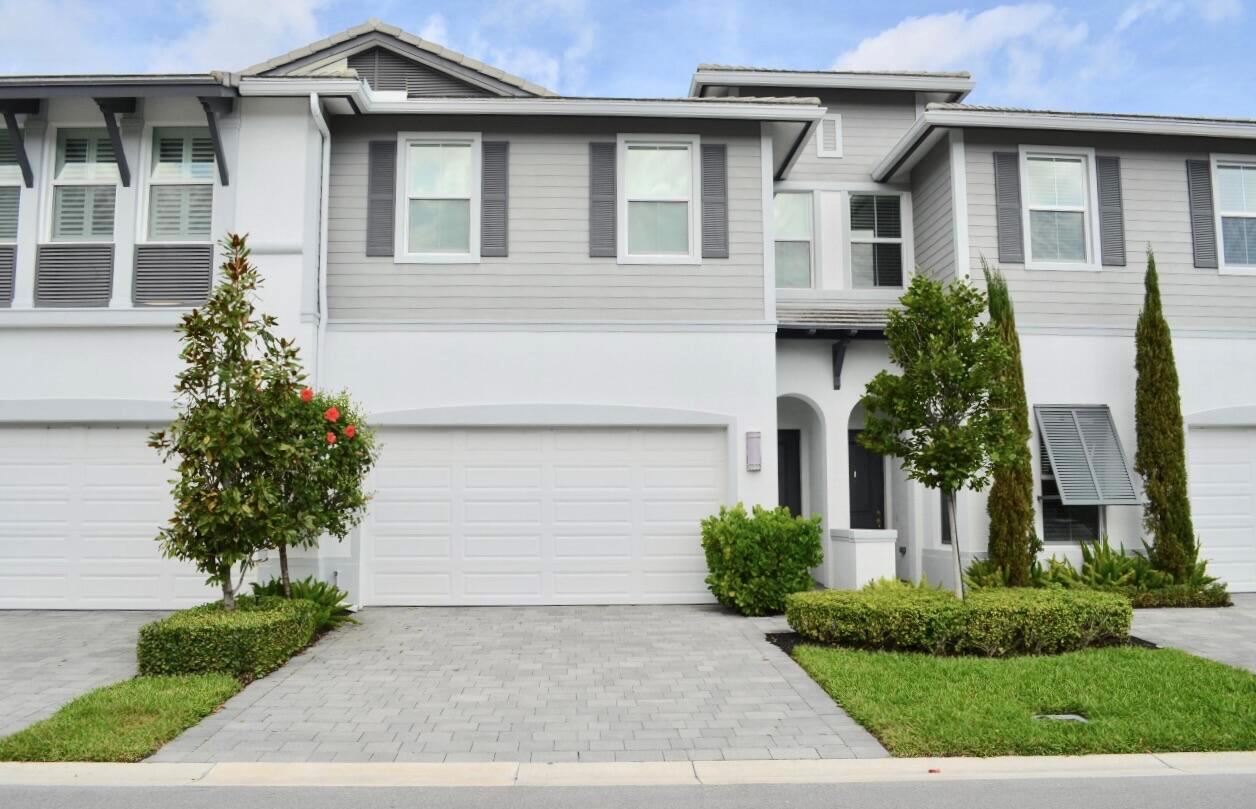 Spacious townhome in desirable Boca Pointe! This beautiful 2 story 3/2 and 1/2 bathroom home is ready for a new owner. Soaring ceilings and open floorpan give this home a sophisticated ambiance. Bedrooms are upstairs with an added den/office open space. Laundry room is conveniently located on the second floor as well. Pointe 100 is the newest development in the community, offering a modern and warm architecture with a beautiful community pool for residents to enjoy Florida's exquisite weather all year round. Optional Club Membership available offering an array of amenities, including beautiful golf courses. Information in this listing to be verified by buyer.