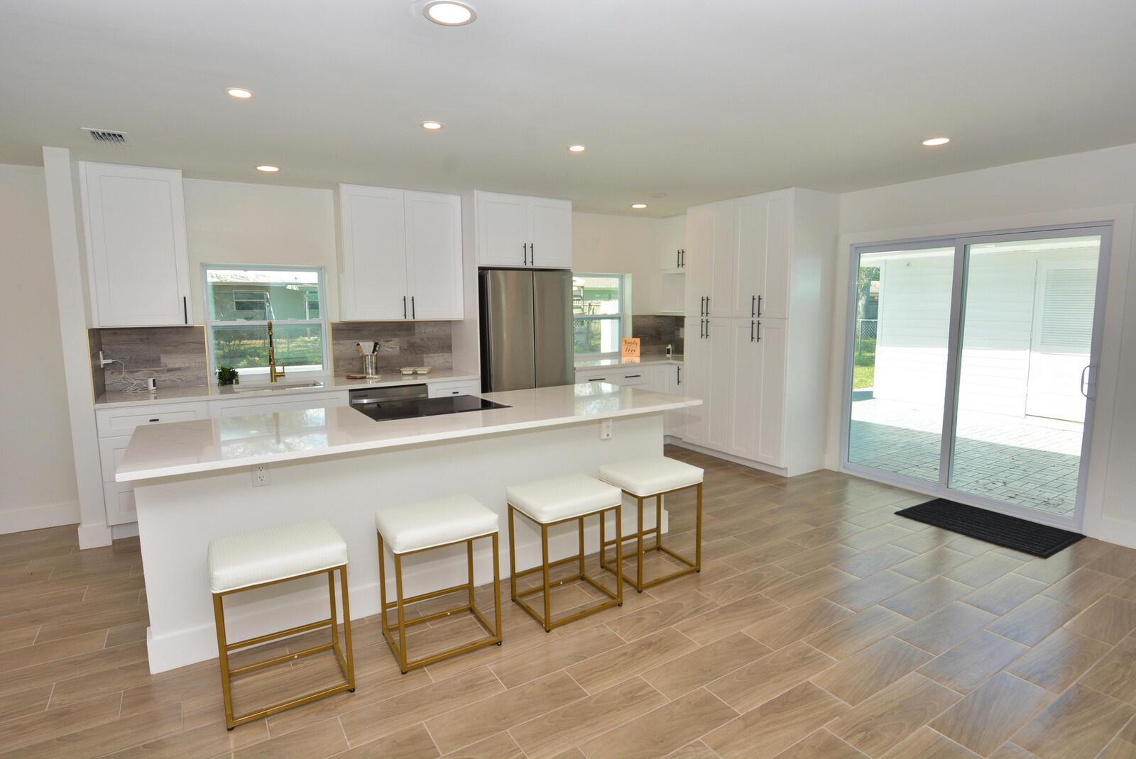 Photo 7 of home located at 316 NE Orchard Street, Port St Lucie FL