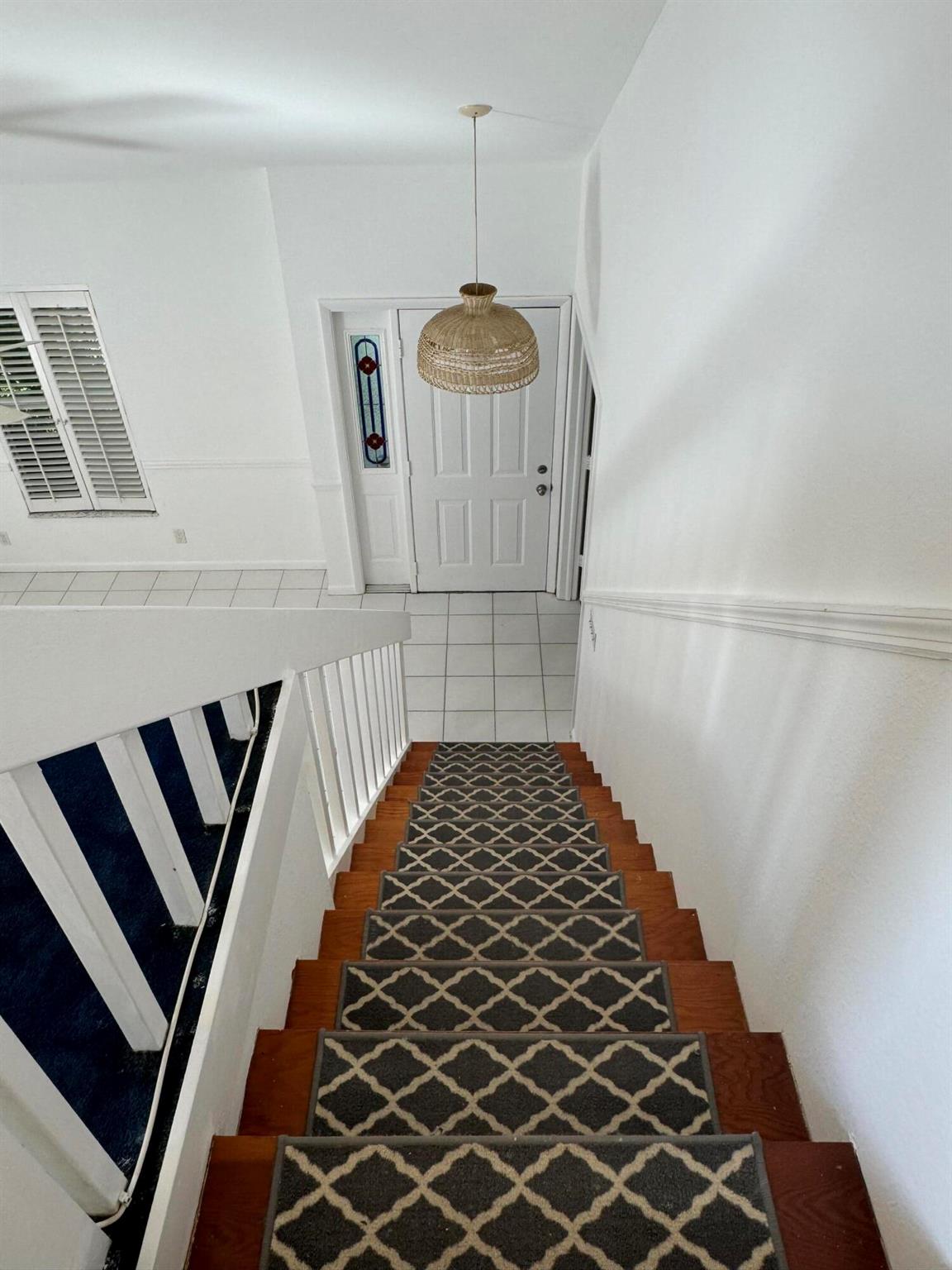 Image to showcase the property located at 429 N Cypress Drive C
